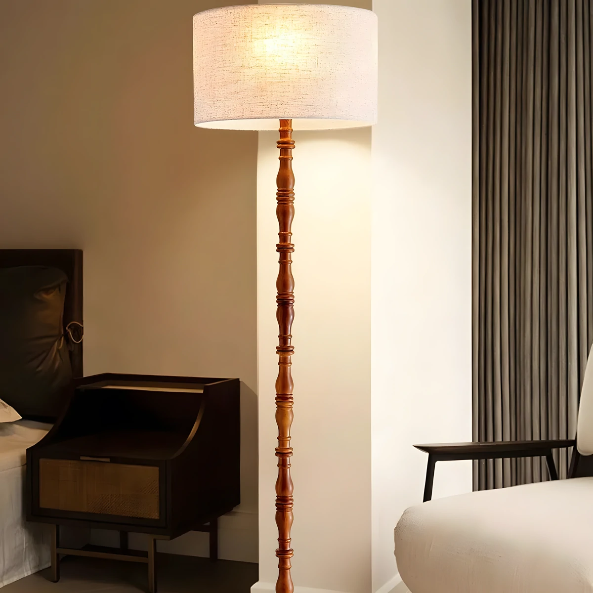 Devansh Floor Lamp - Image 3