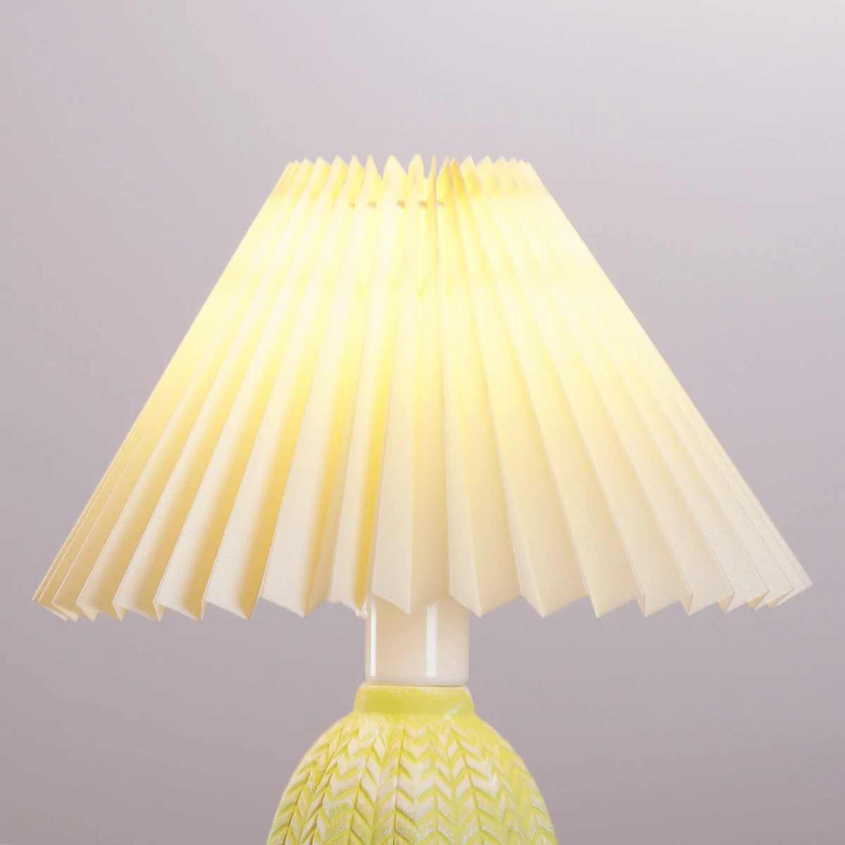 Vintage Pleated Table Lamp - Image 10