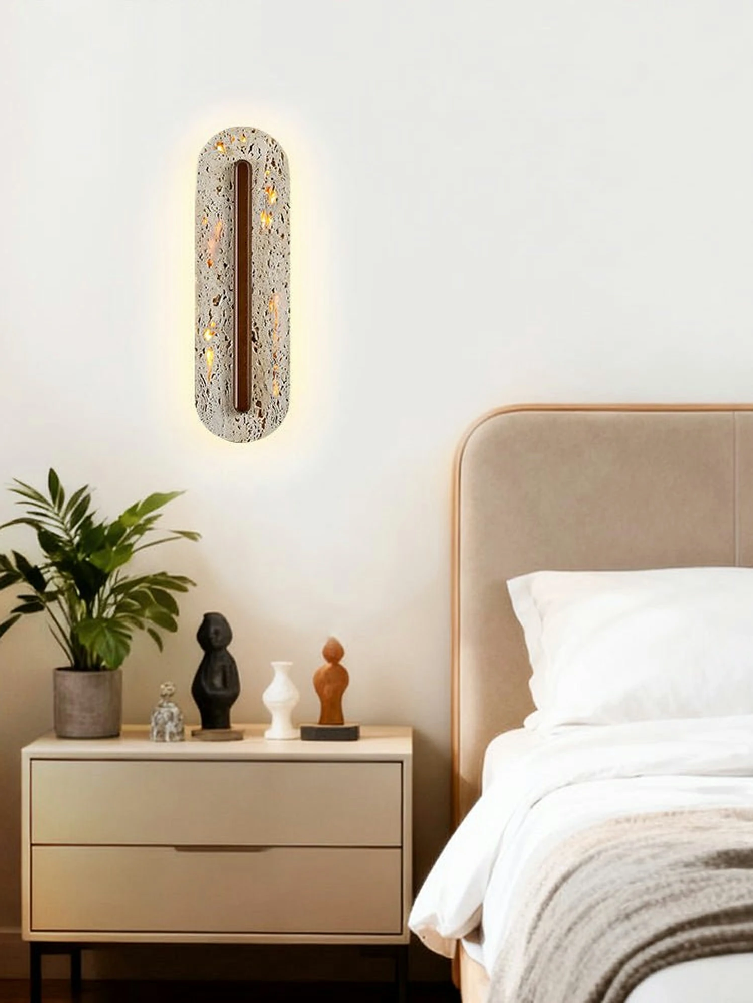 Aerin Lumaslot Wall Lamp - Image 3