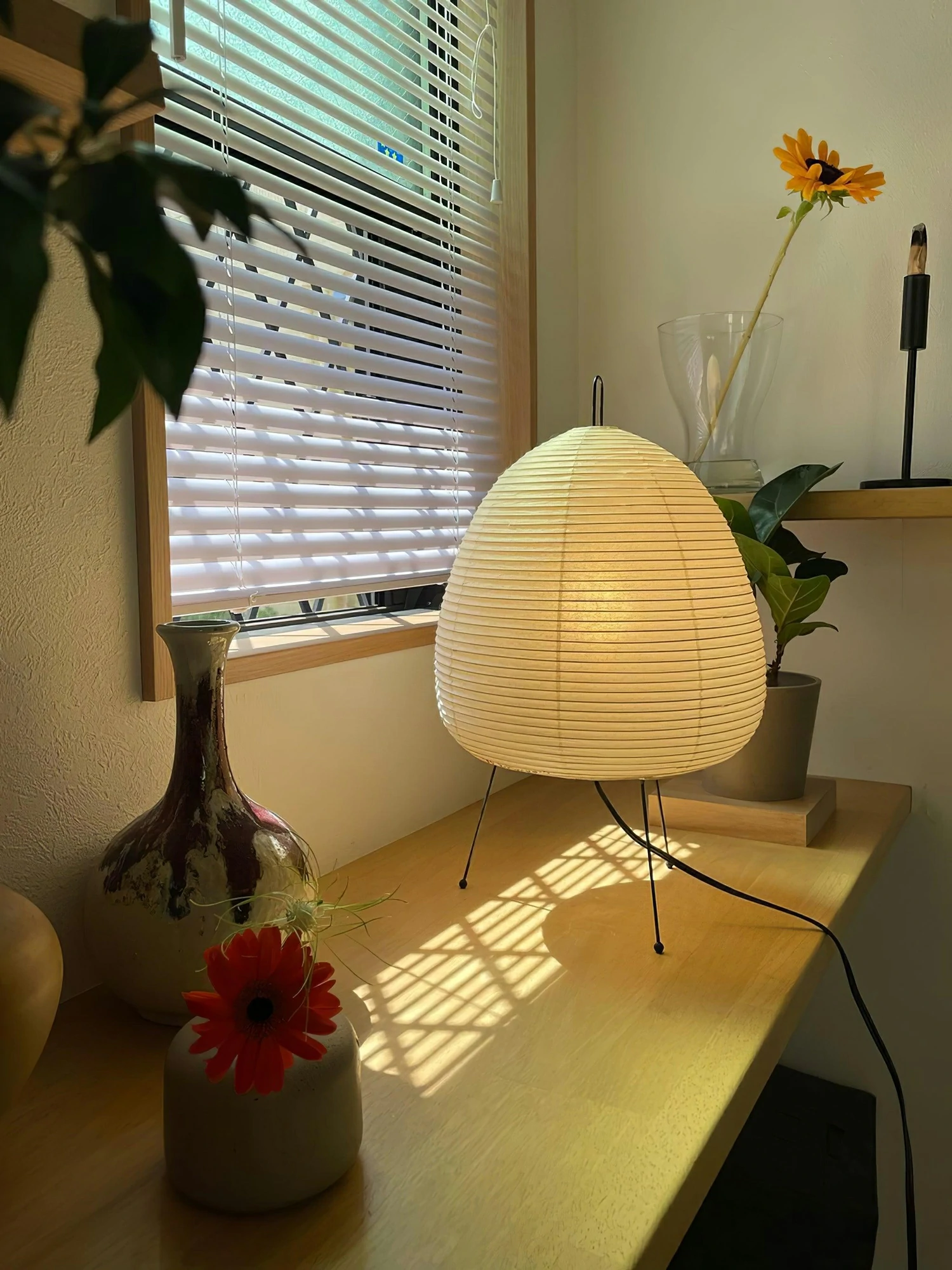 Akari 1A Table Lamp - Image 9