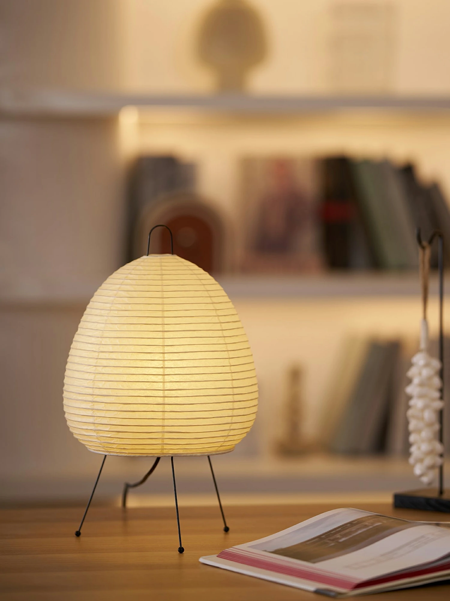 Akari 1A Table Lamp - Image 2