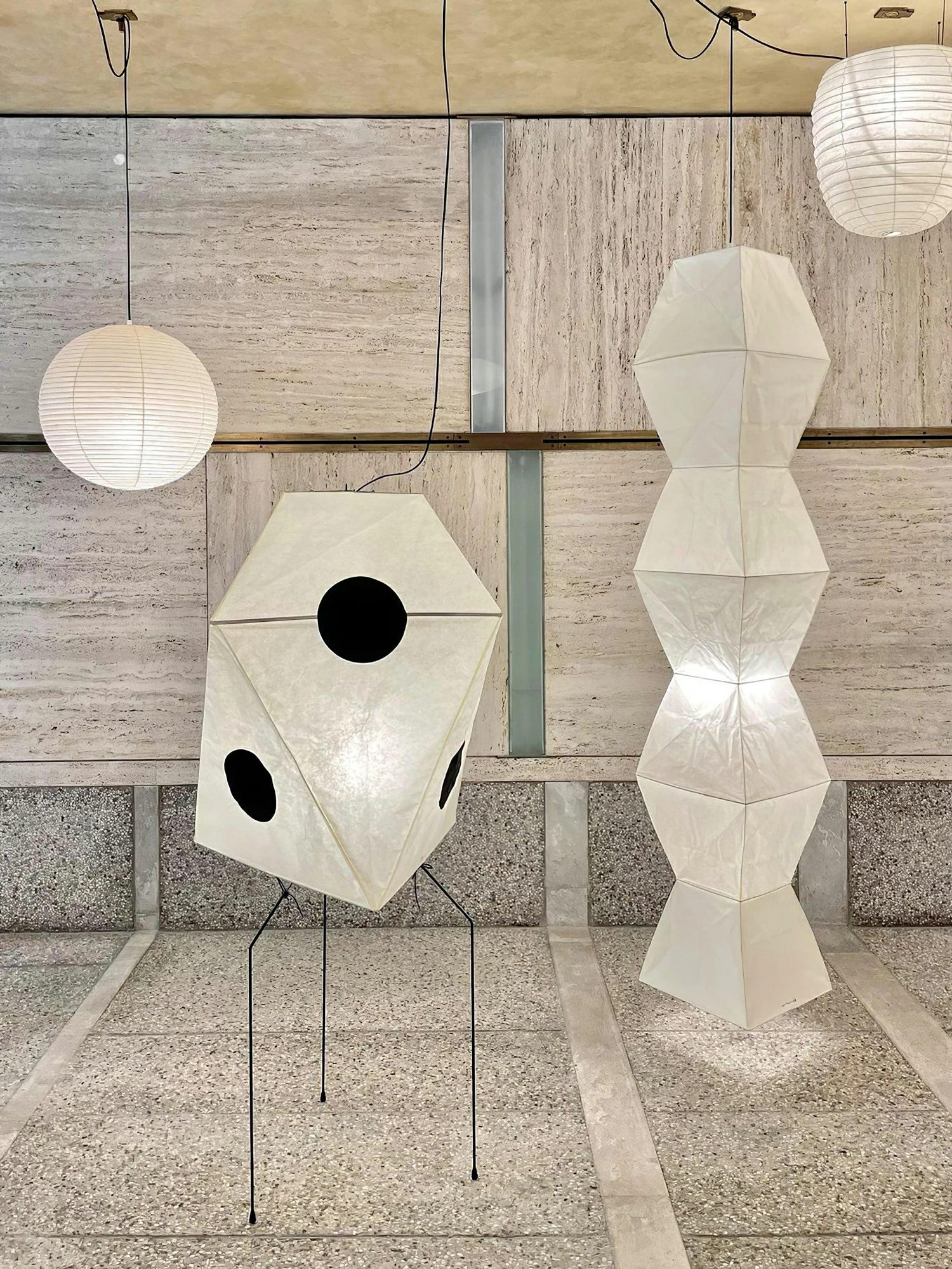 Akari UF3-Q Floor Lamp - Image 6
