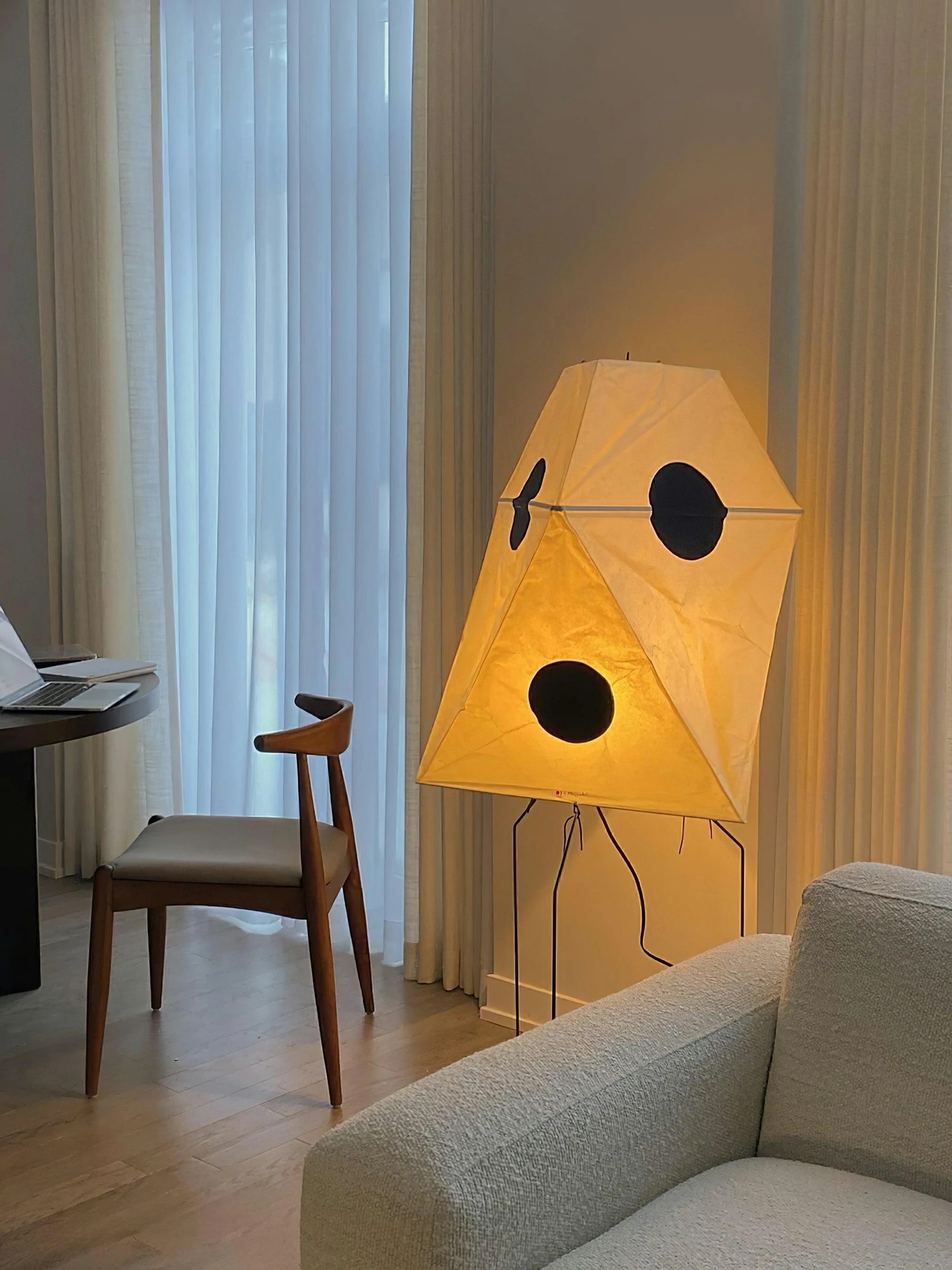 Akari UF3-Q Floor Lamp - Image 7