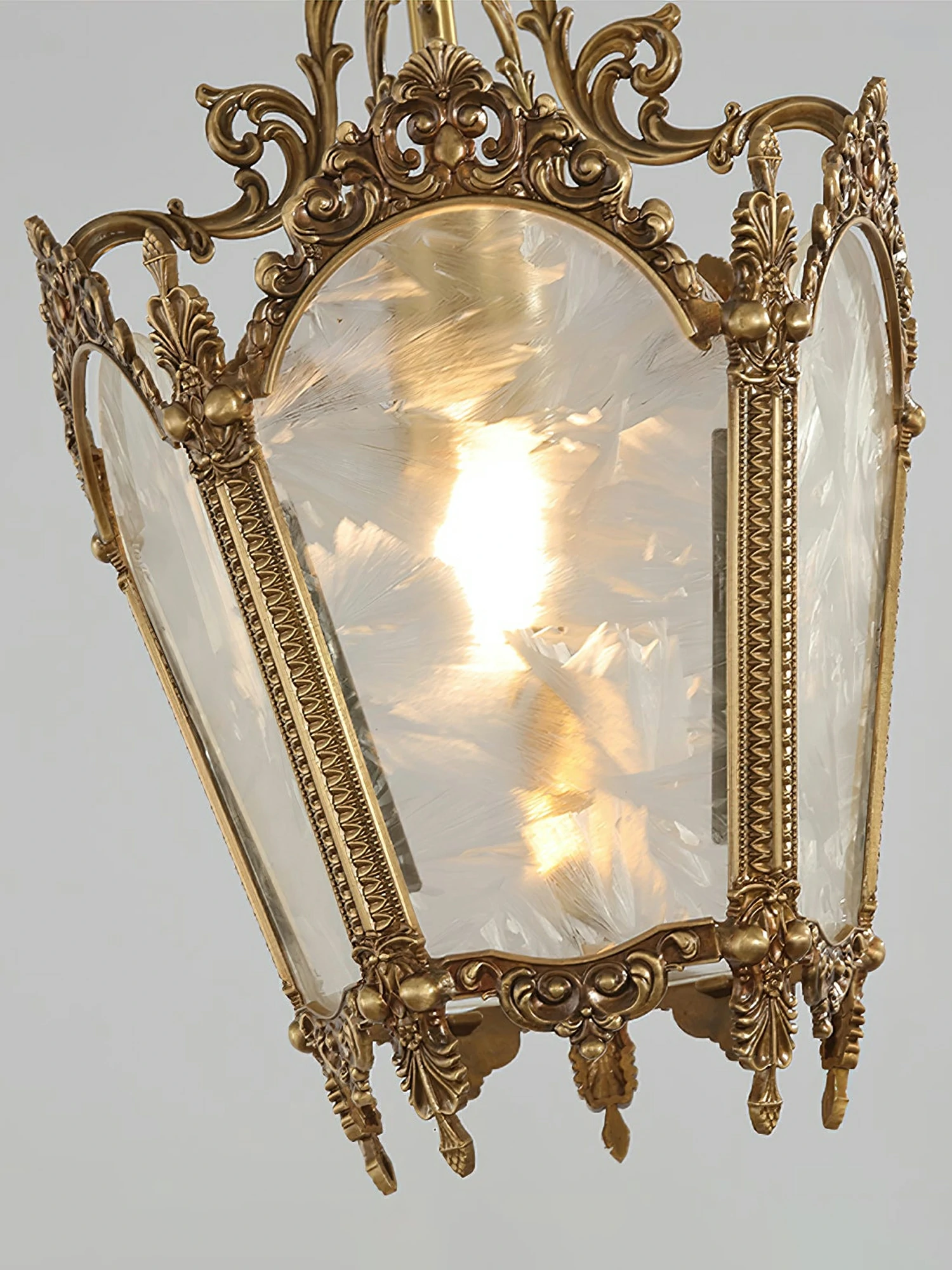 Antique Lantern Pendant Lamp - Image 9