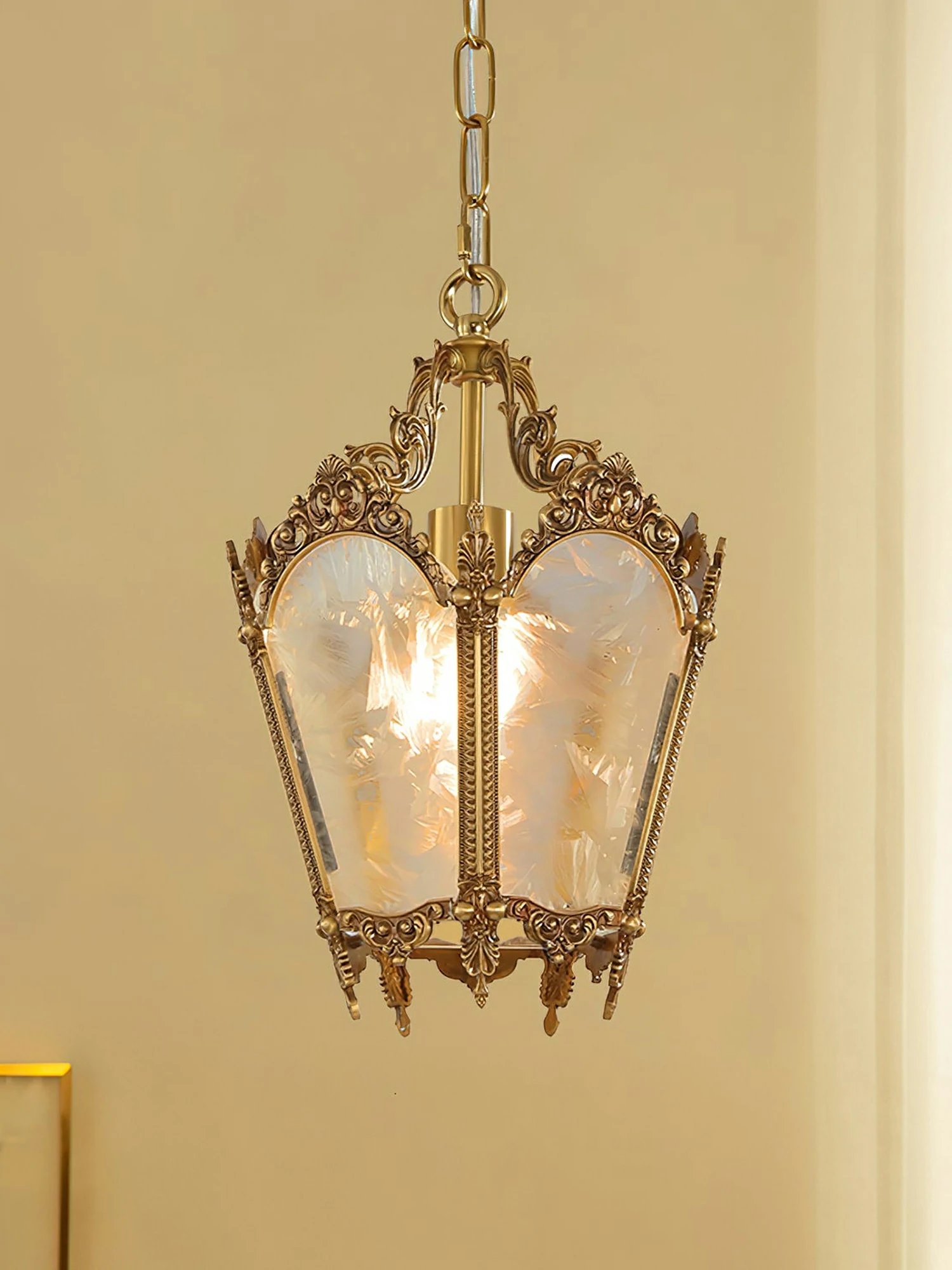Antique Lantern Pendant Lamp - Image 8