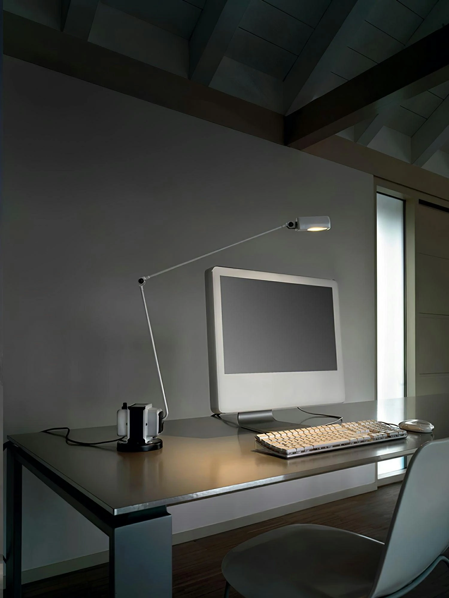 Apex Flex Table Lamp - Image 7