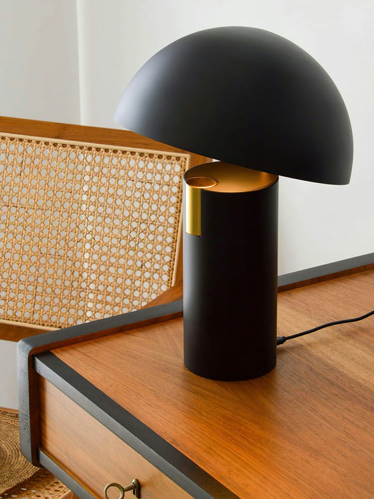 Avo Table Lamp - Image 7
