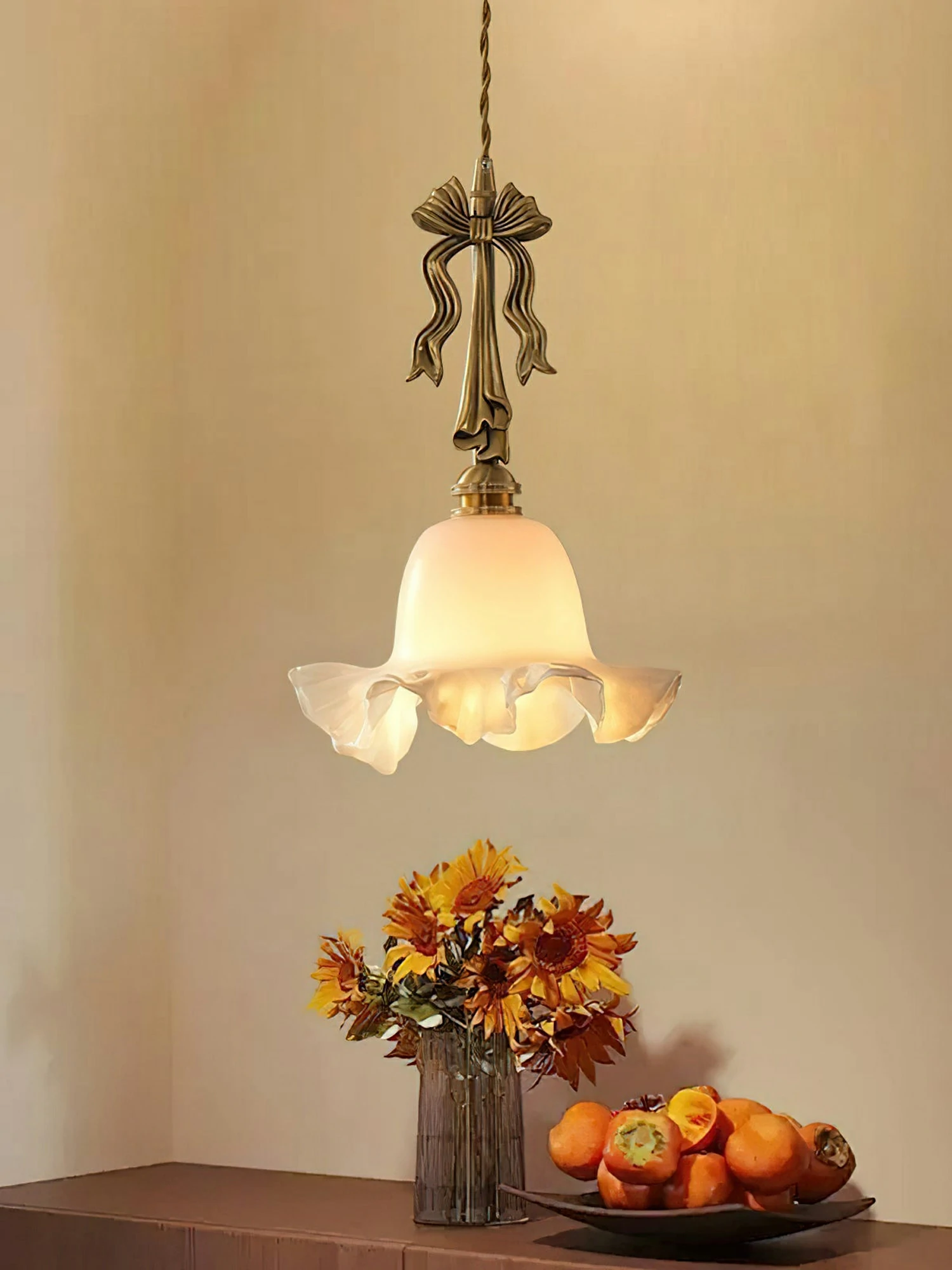 Bella Flower Pendant Lamp - Image 2