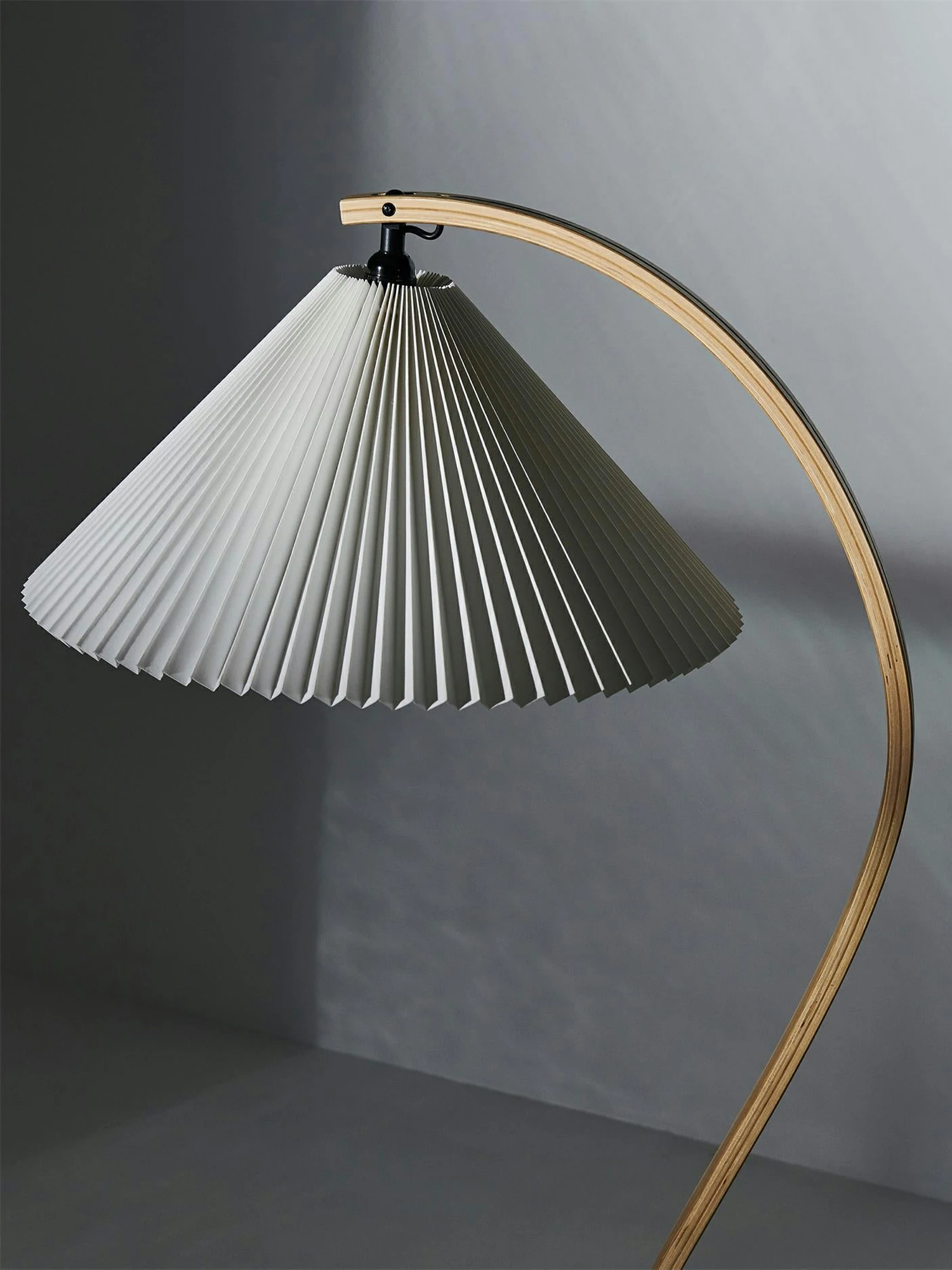 Caprani Floor Lamp - Image 18