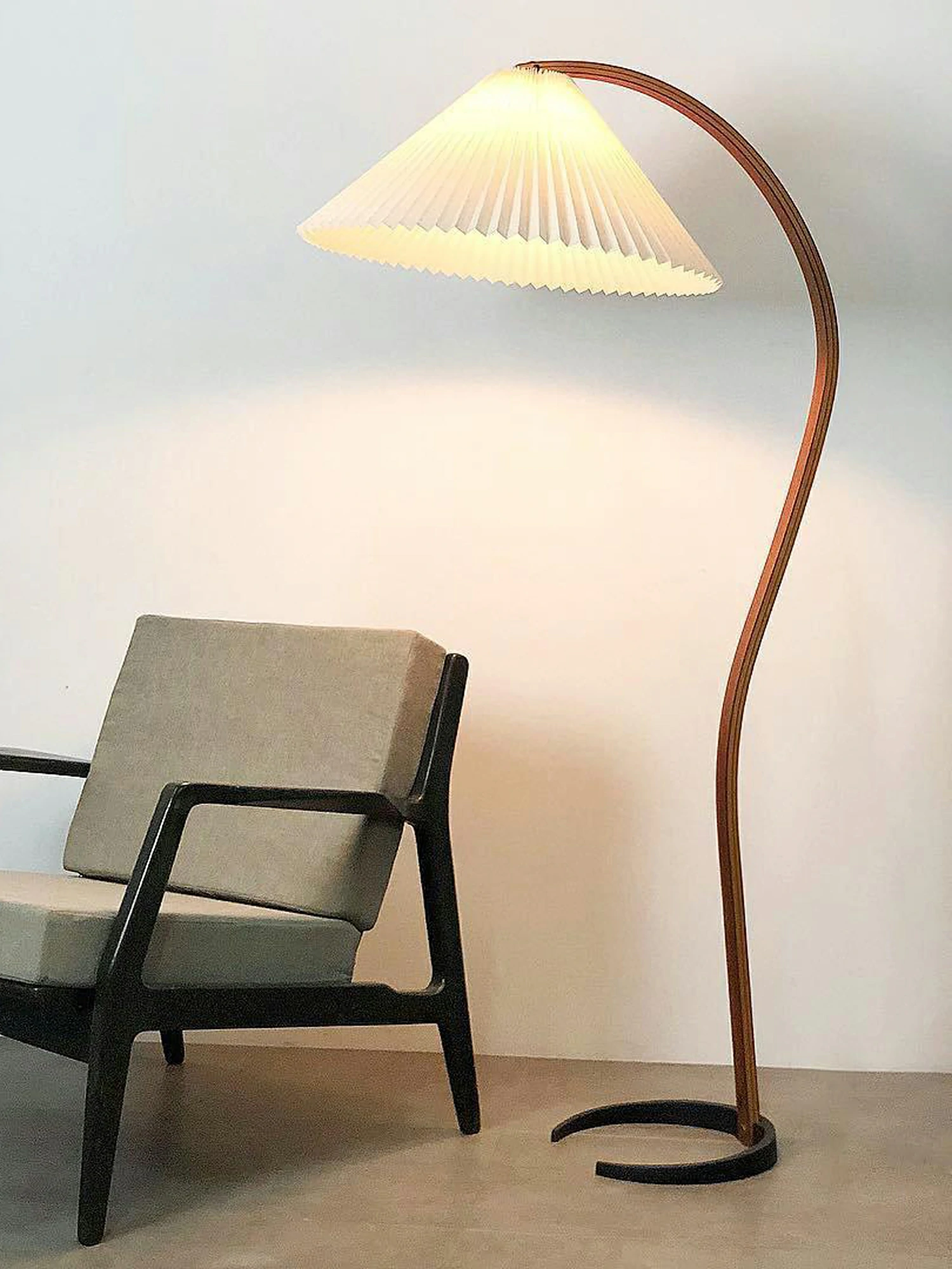 Caprani Floor Lamp - Image 10