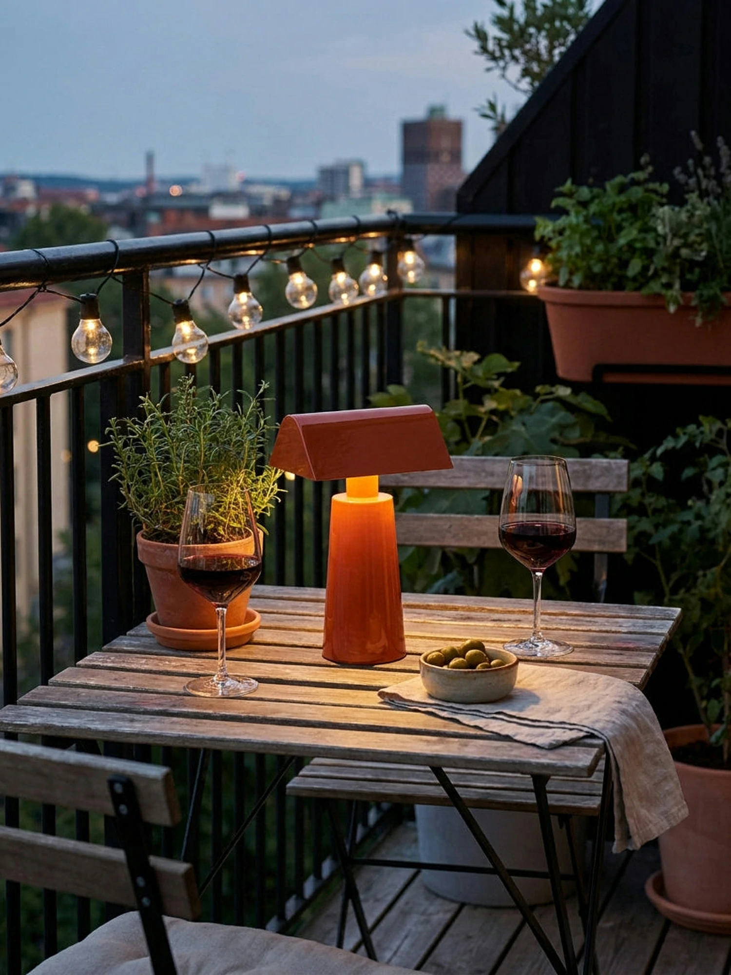 Caret Table Lamp (Built-in battery) - Image 8