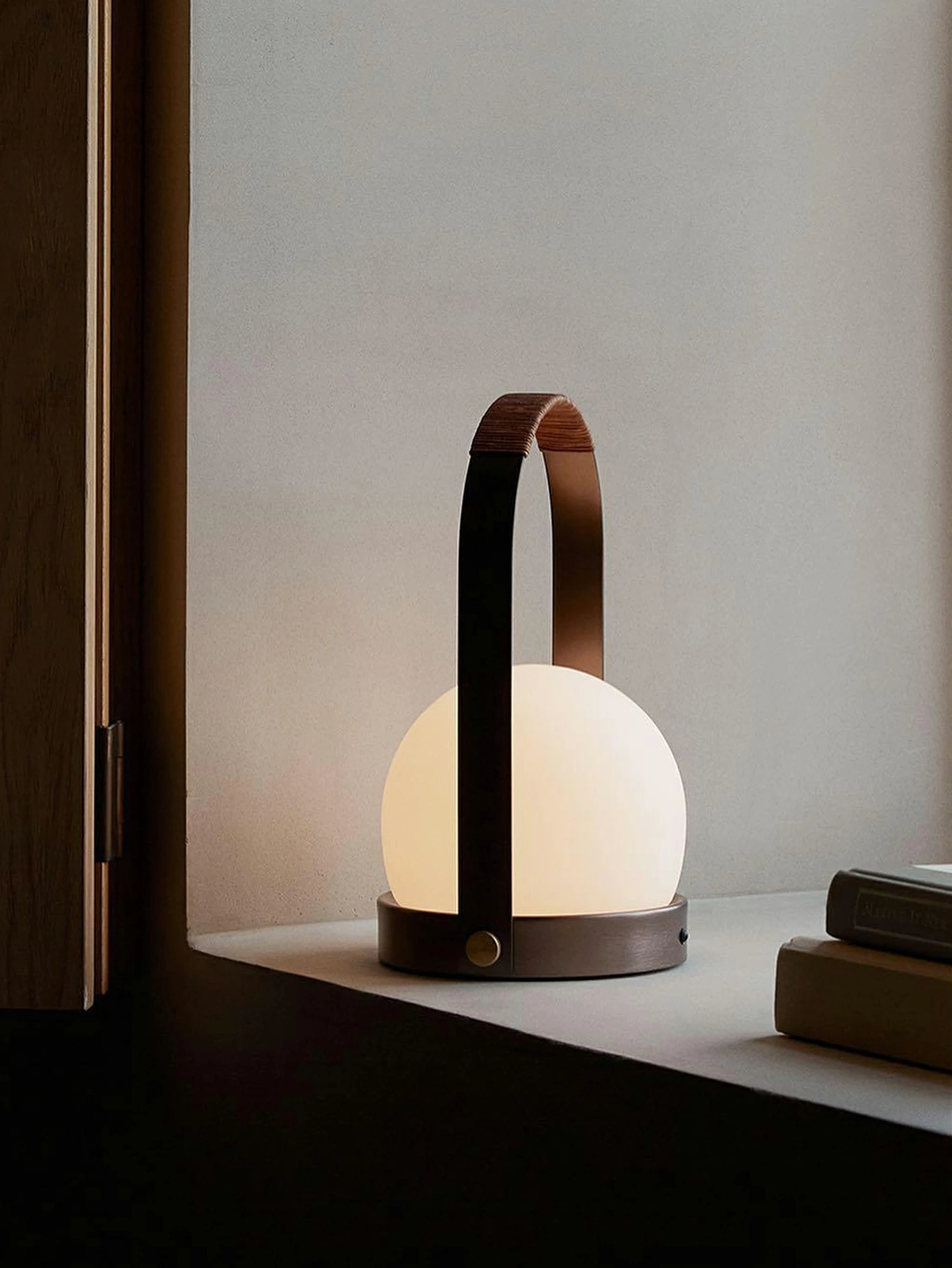 Carrie Table Lamp (Built-in Battery) - Image 18