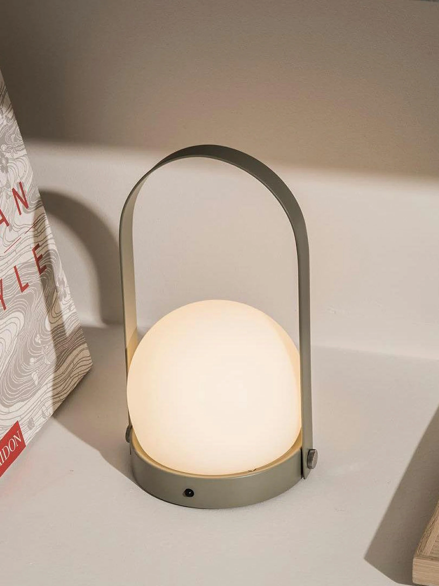 Carrie Table Lamp (Built-in Battery) - Image 4