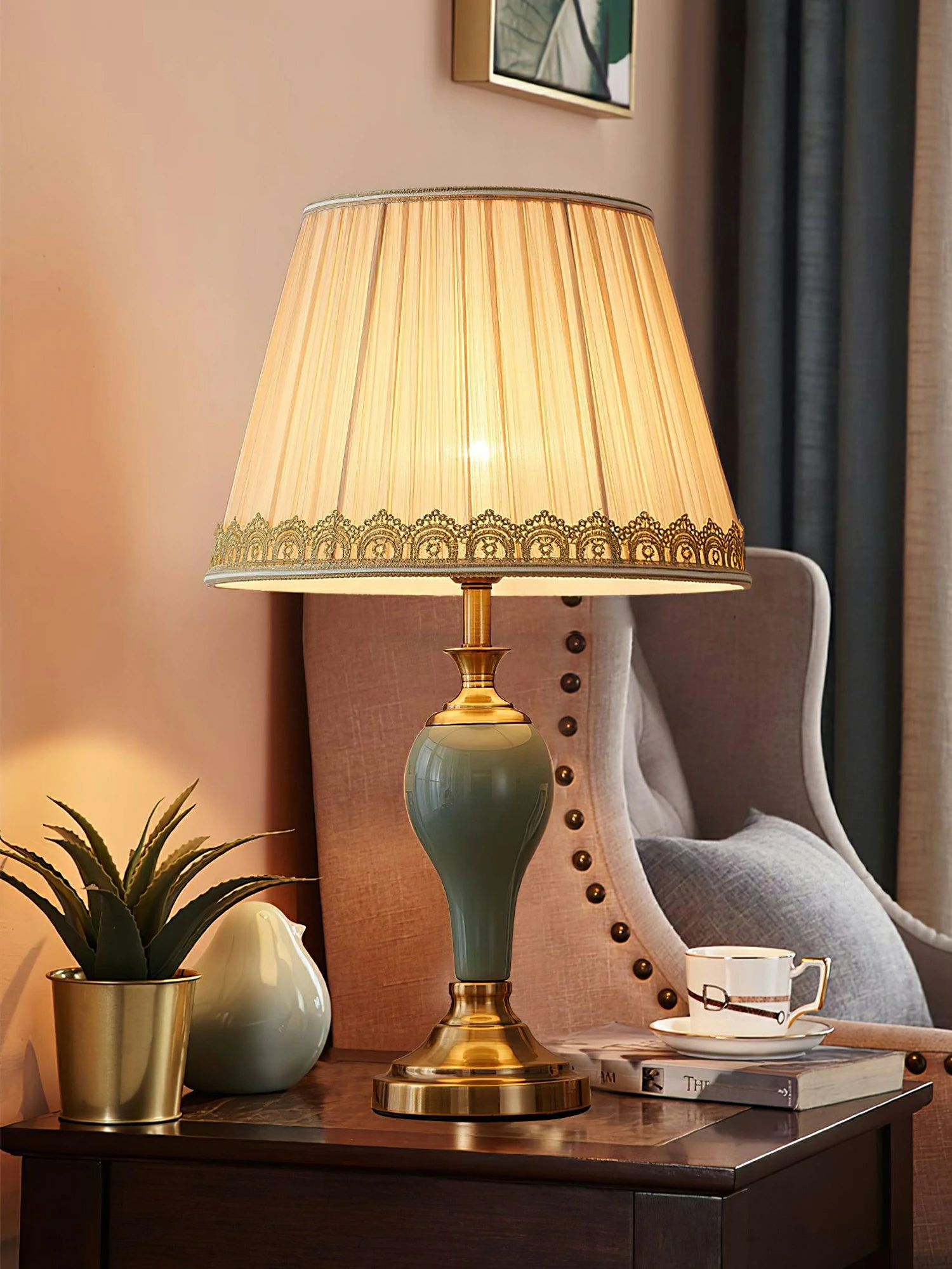 Chaslyn Desk Lamp - Image 8