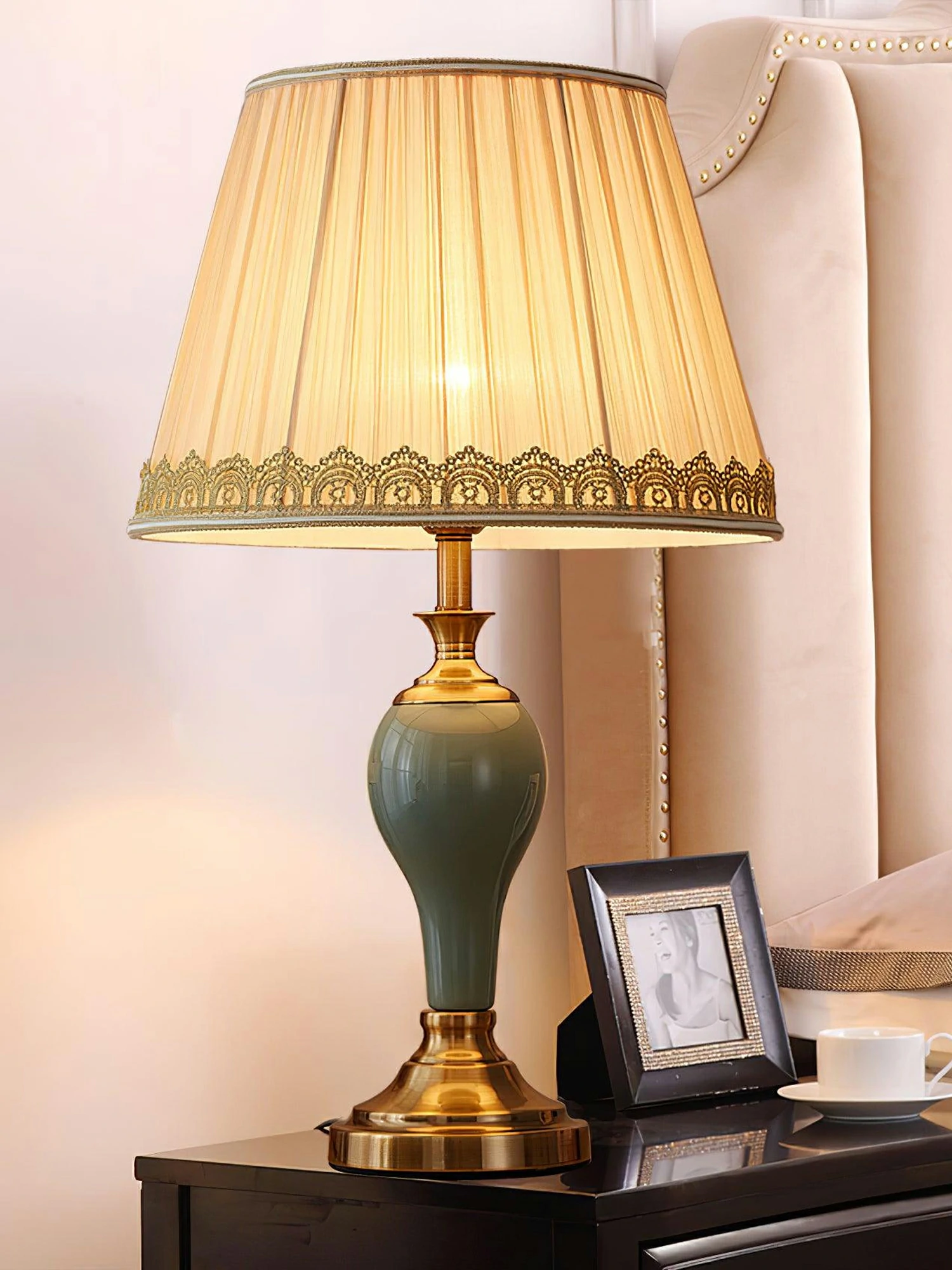 Chaslyn Desk Lamp - Image 6