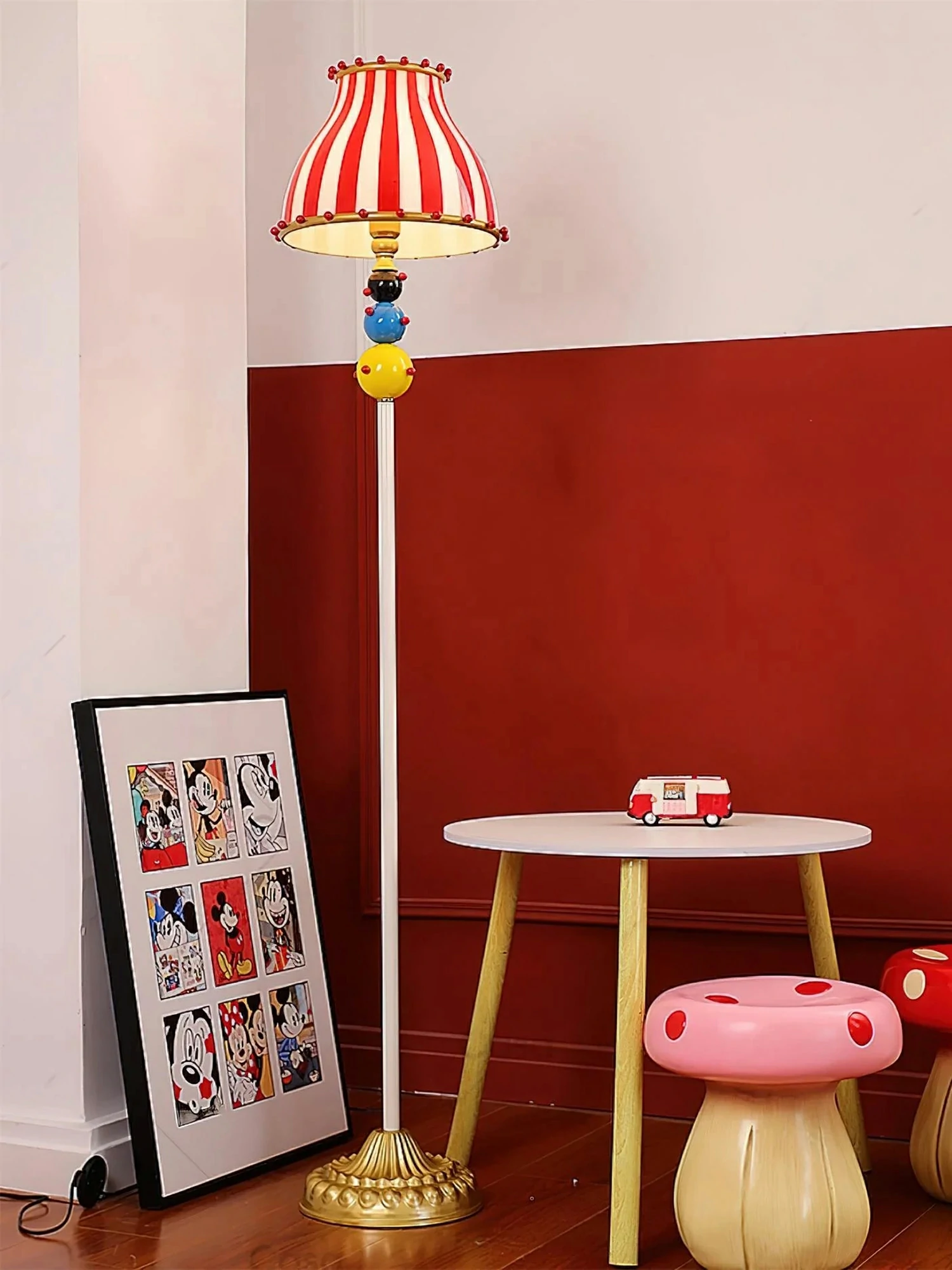 Circus Floor Lamp - Image 2