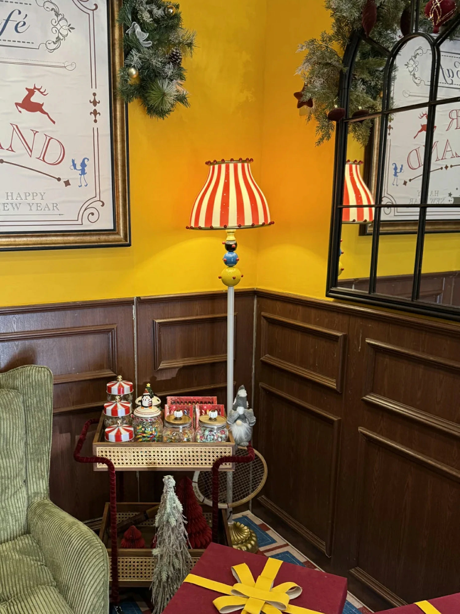 Circus Floor Lamp - Image 3