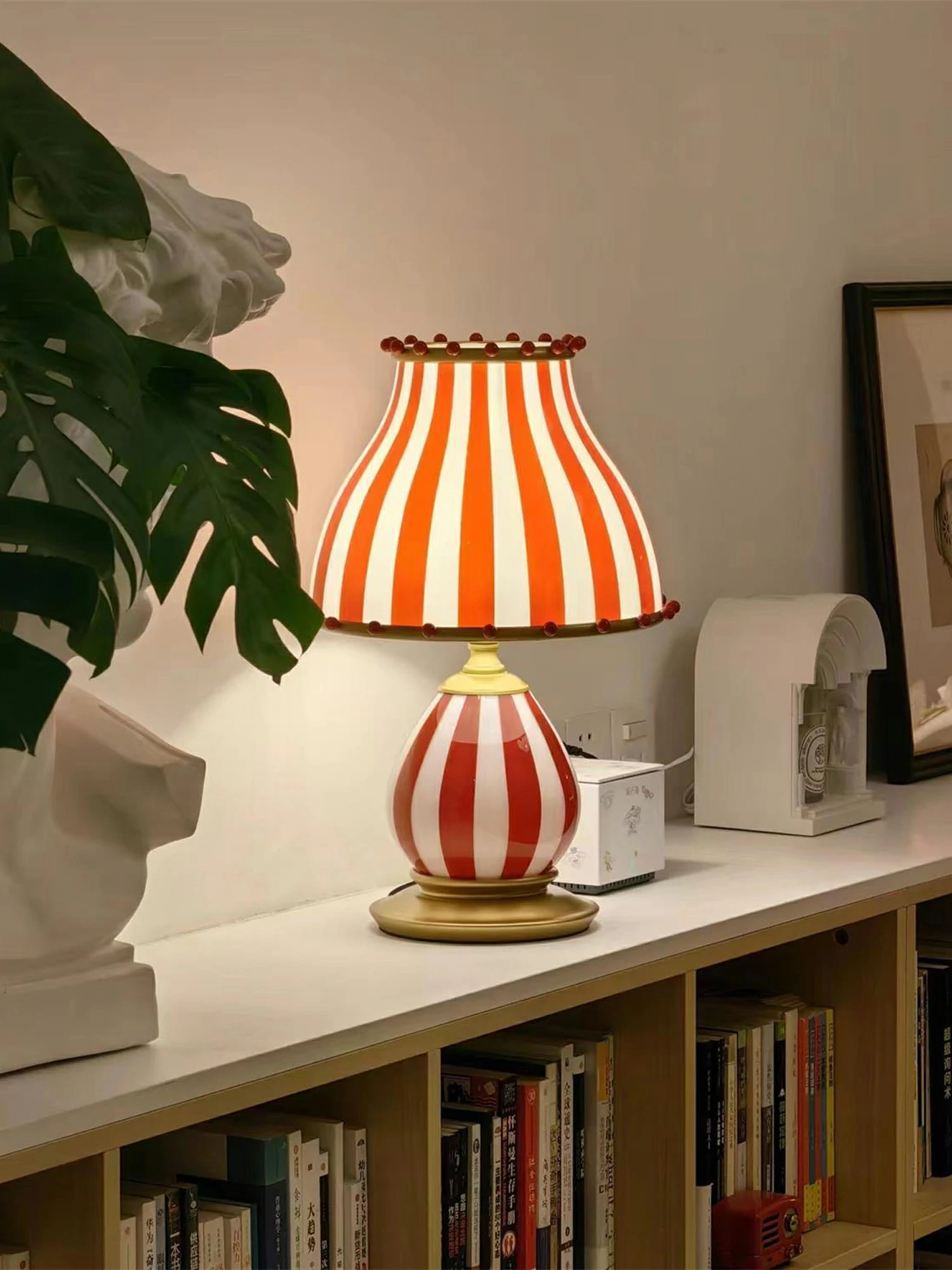 Circus Table Lamp - Image 2