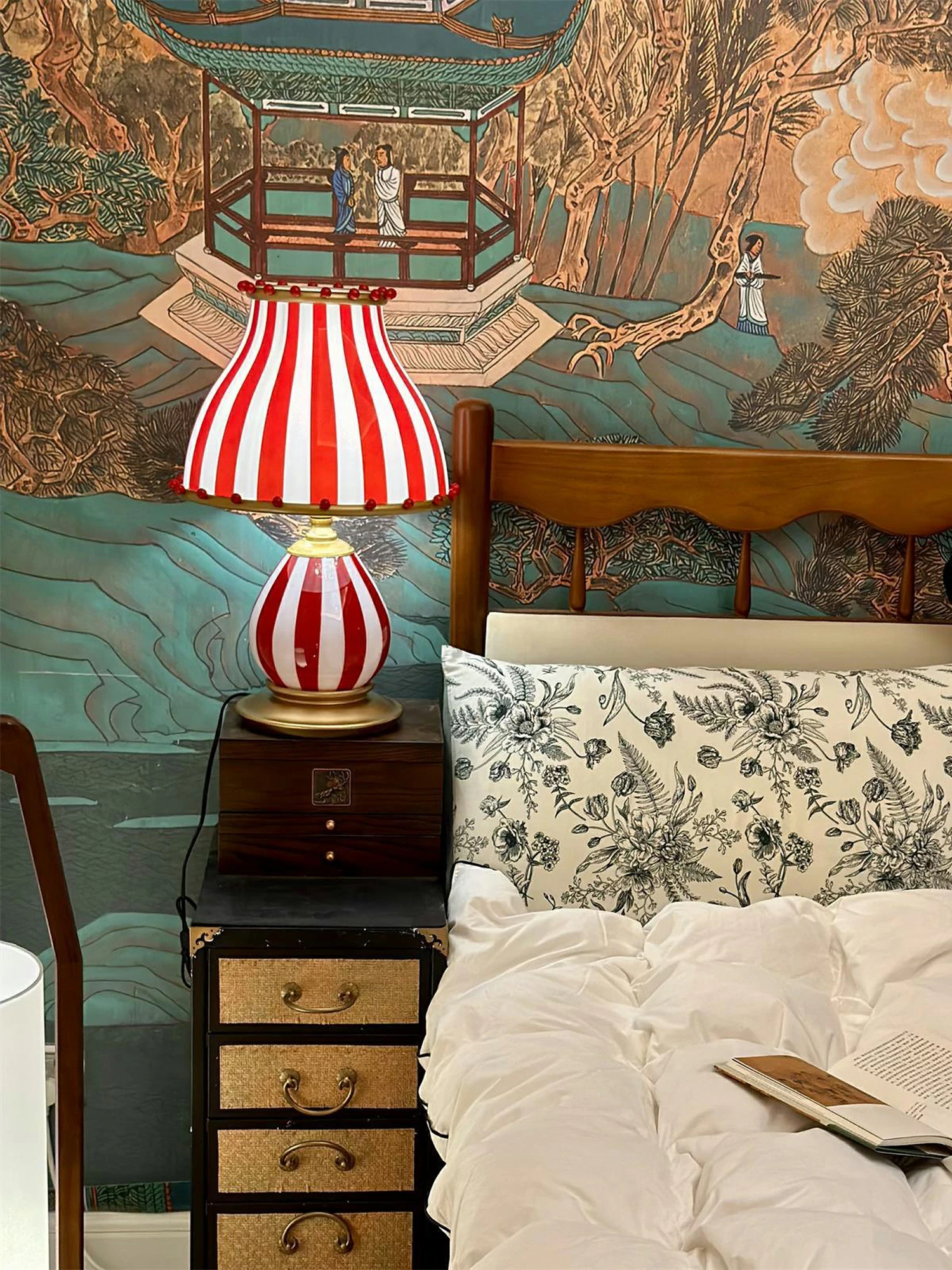 Circus Table Lamp - Image 7