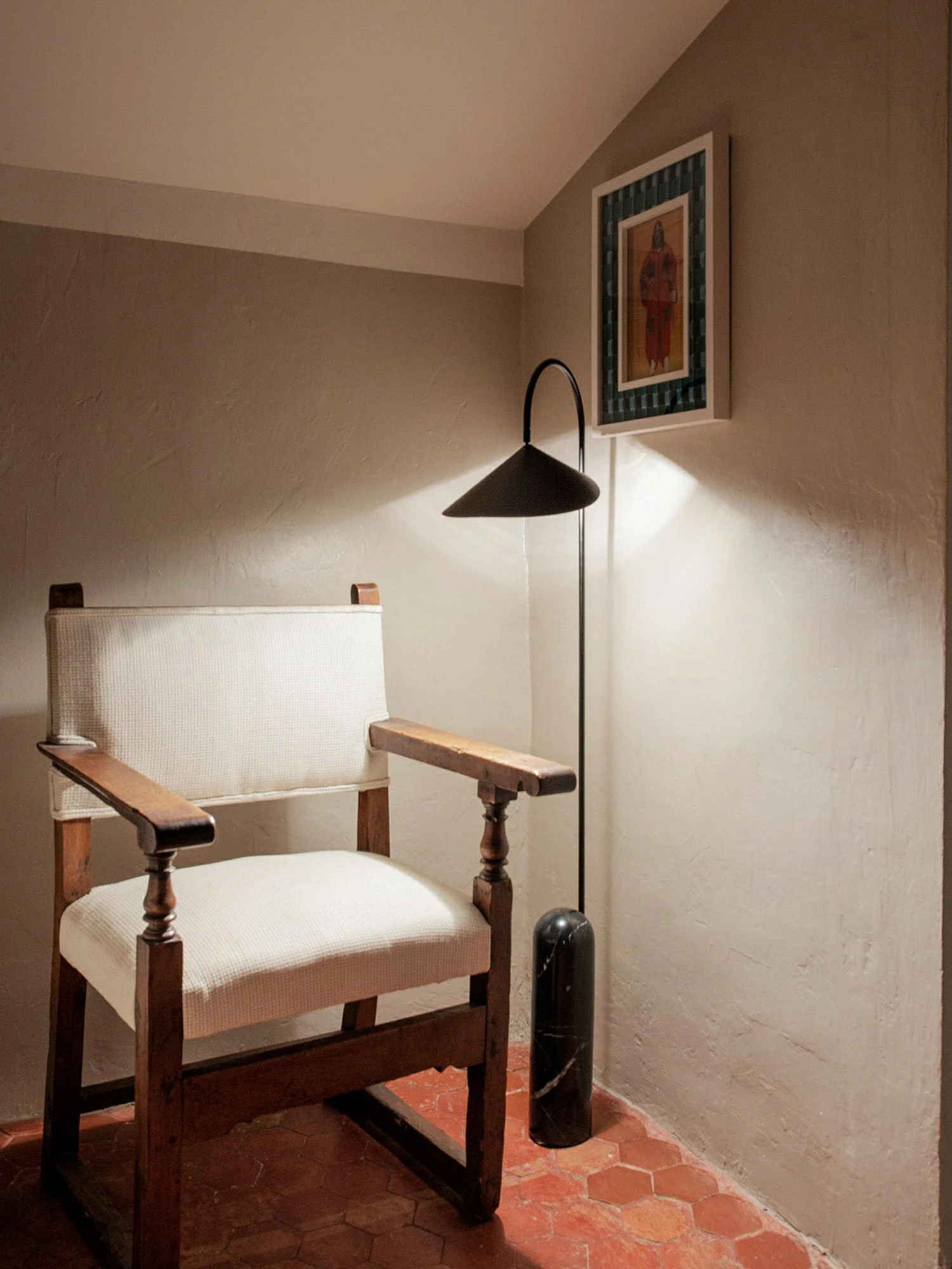 Crescent Floor Lamp - Image 8