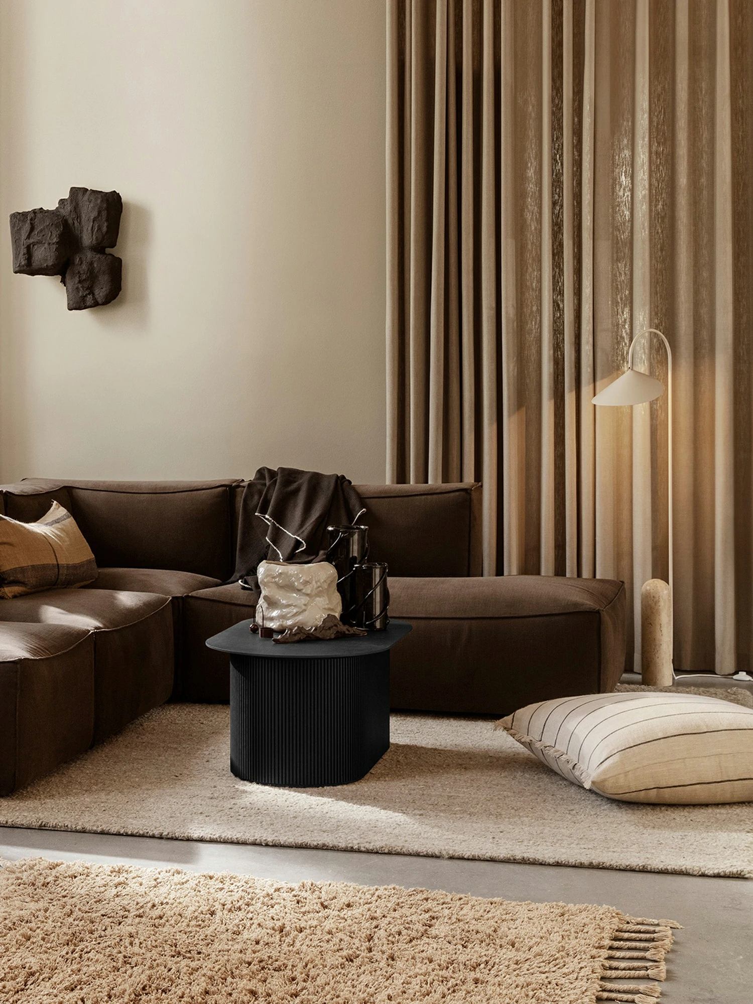 Crescent Floor Lamp - Image 13