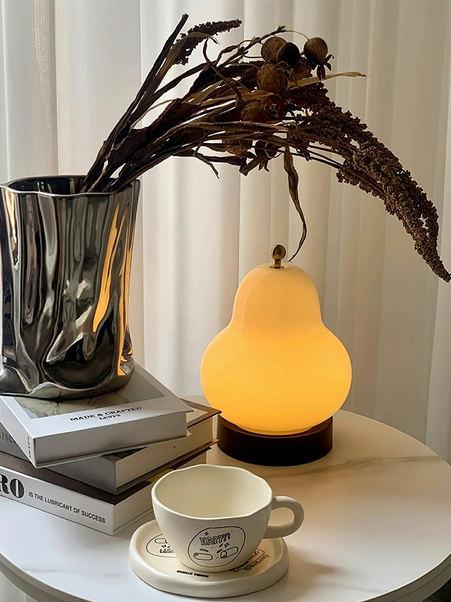 Cute Pear Table Lamp (built-in battery) - Image 12