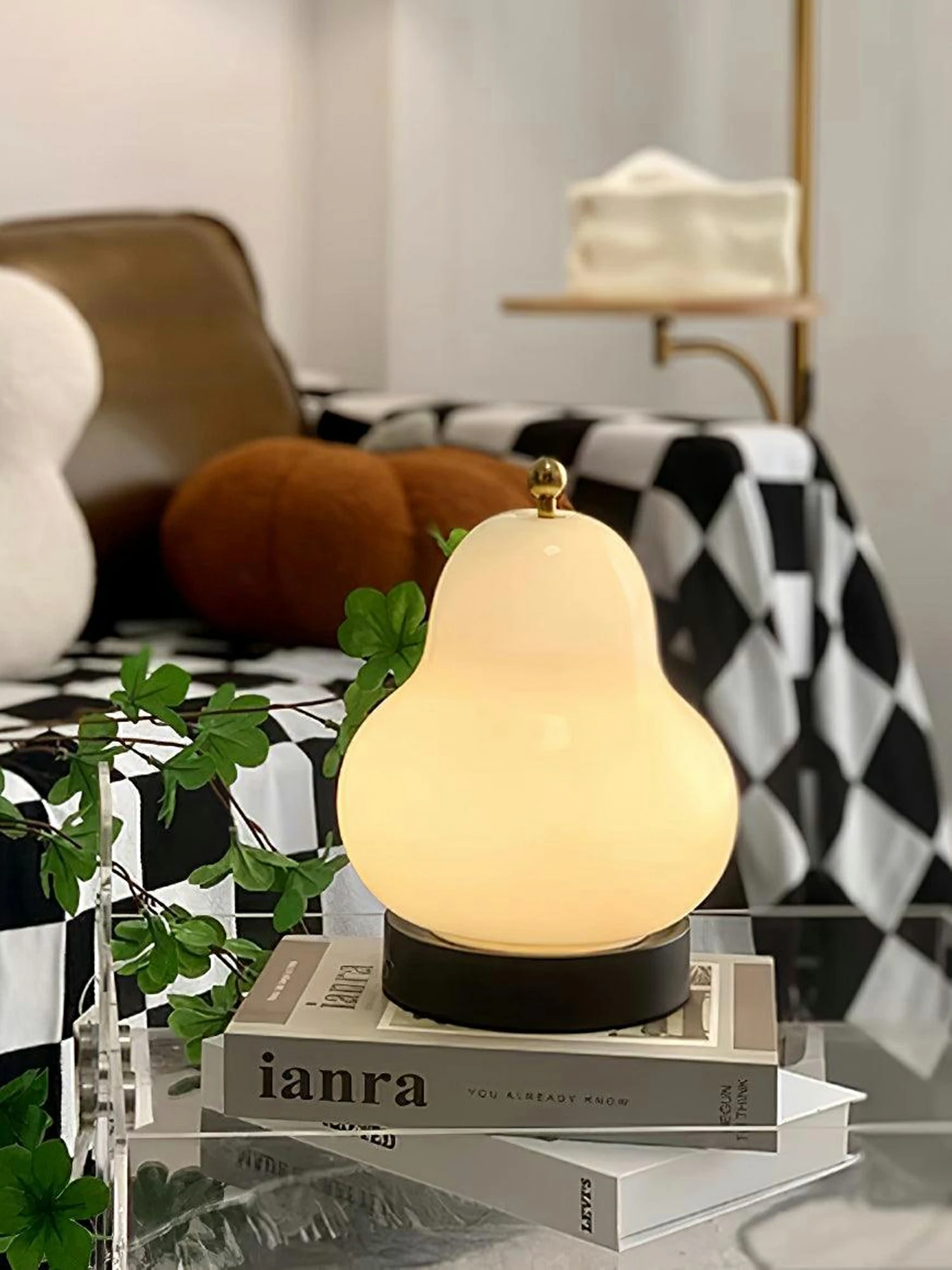 Cute Pear Table Lamp (built-in battery) - Image 5