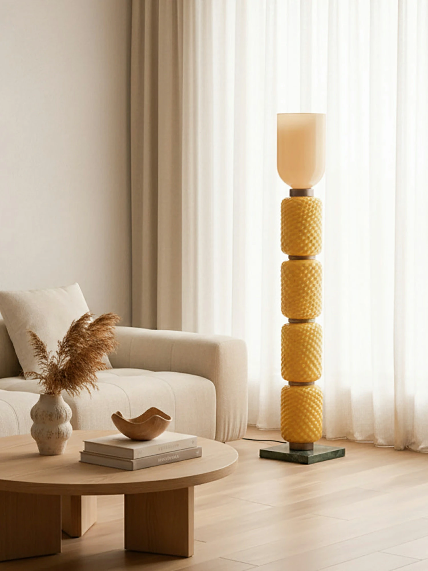Ficupala Floor Lamp - Image 3