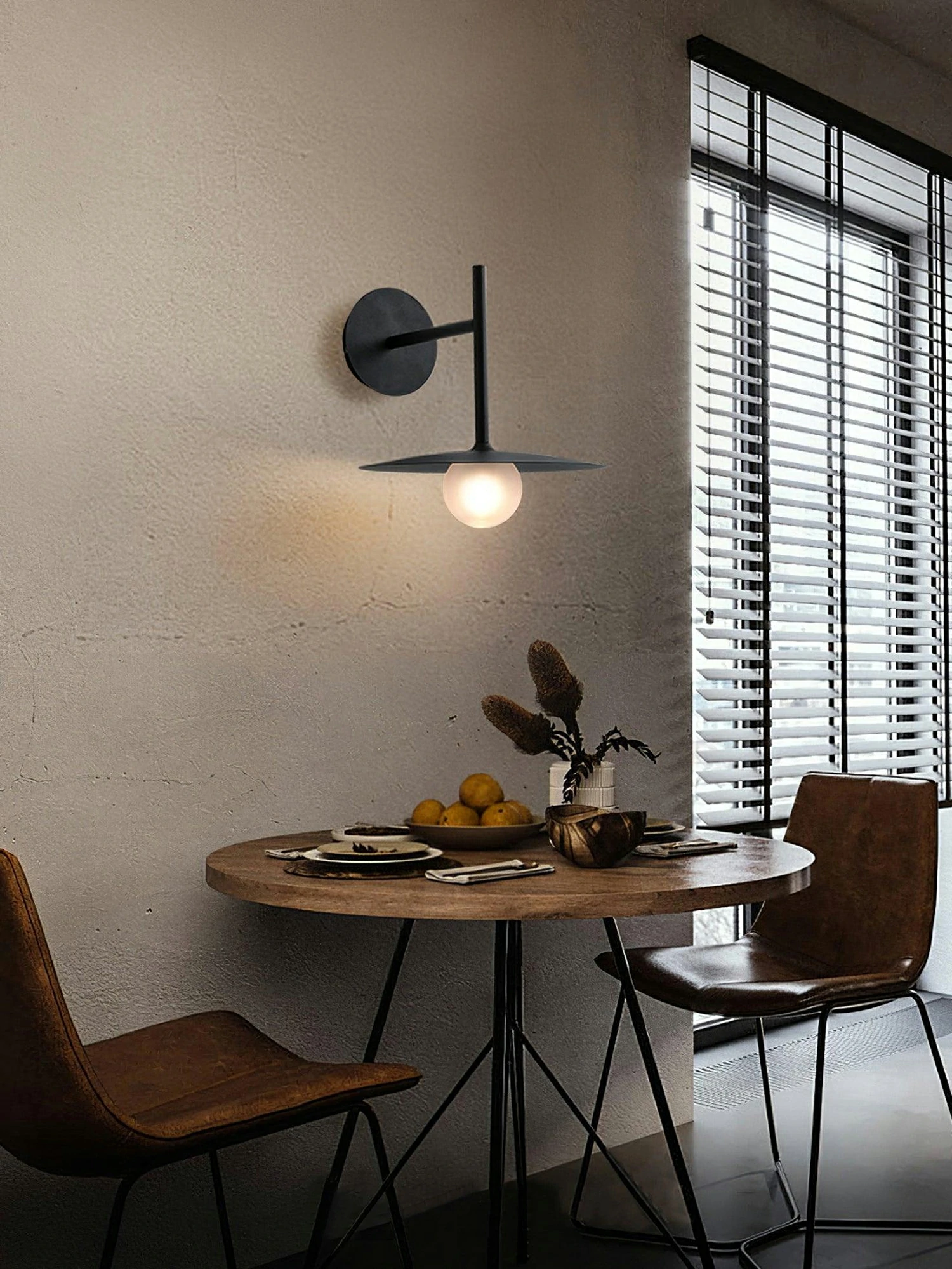 Gea Iron Wall Lamp - Image 3