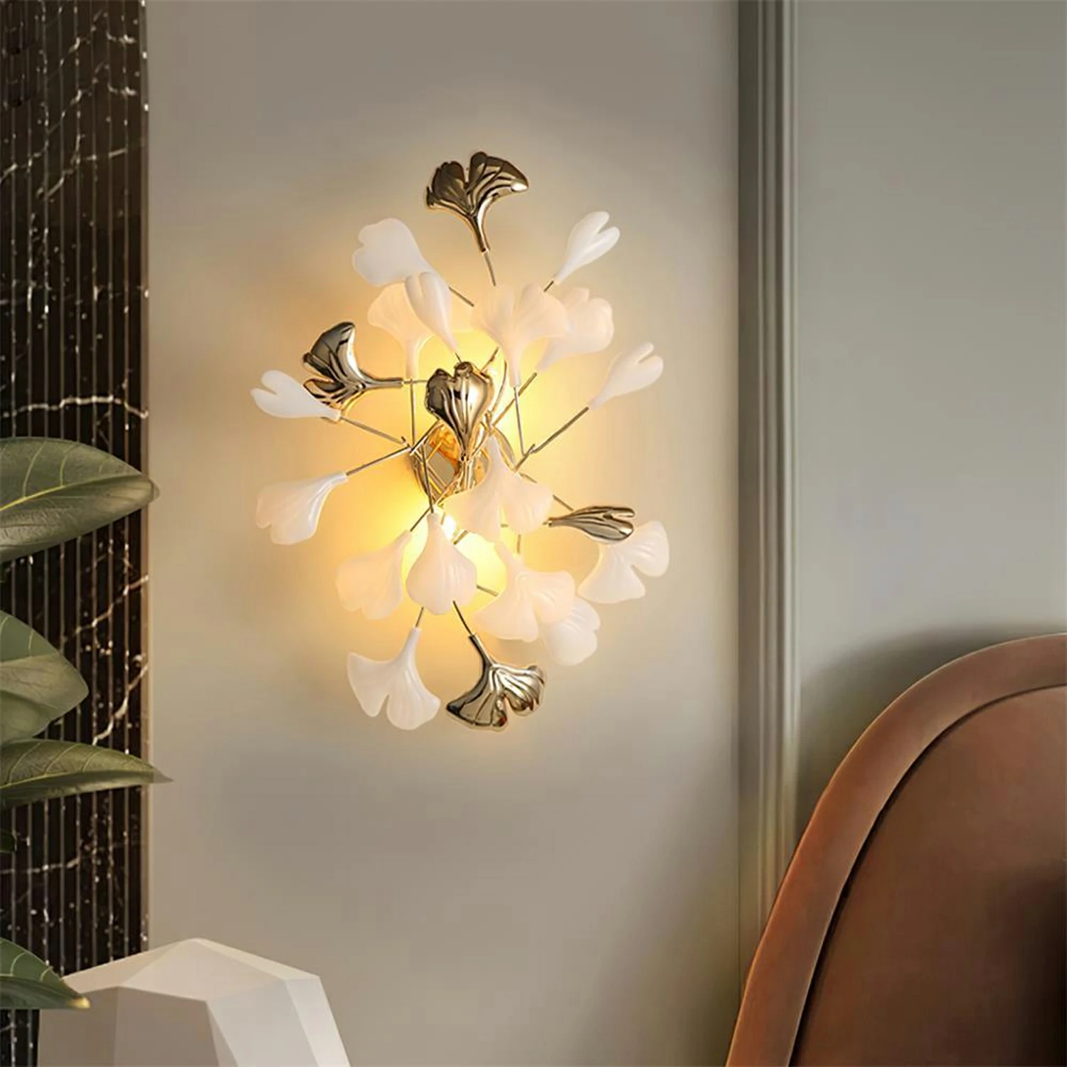 Gingko Sonia Wall Lamp - Image 4