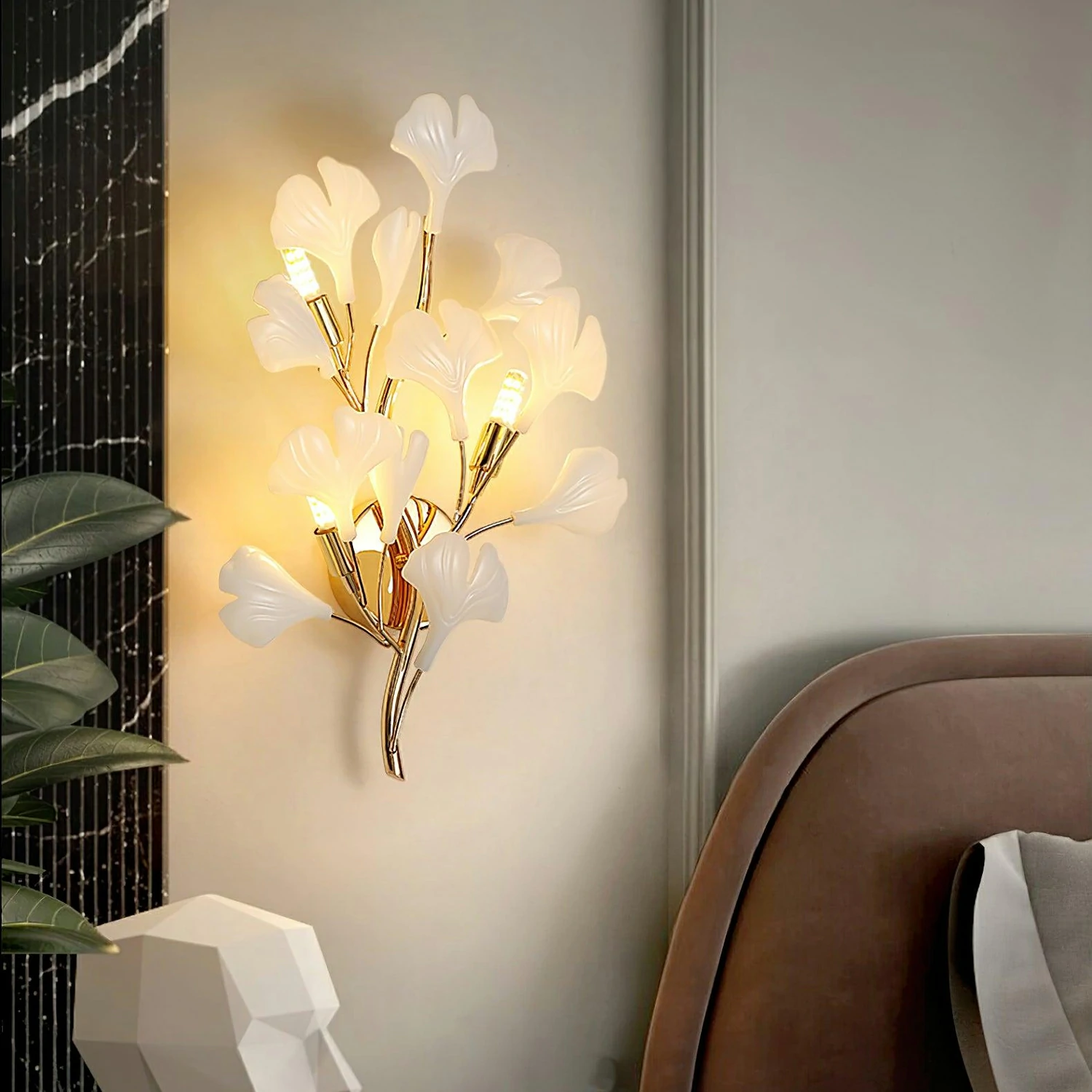 Gingko Sonia Wall Lamp - Image 5