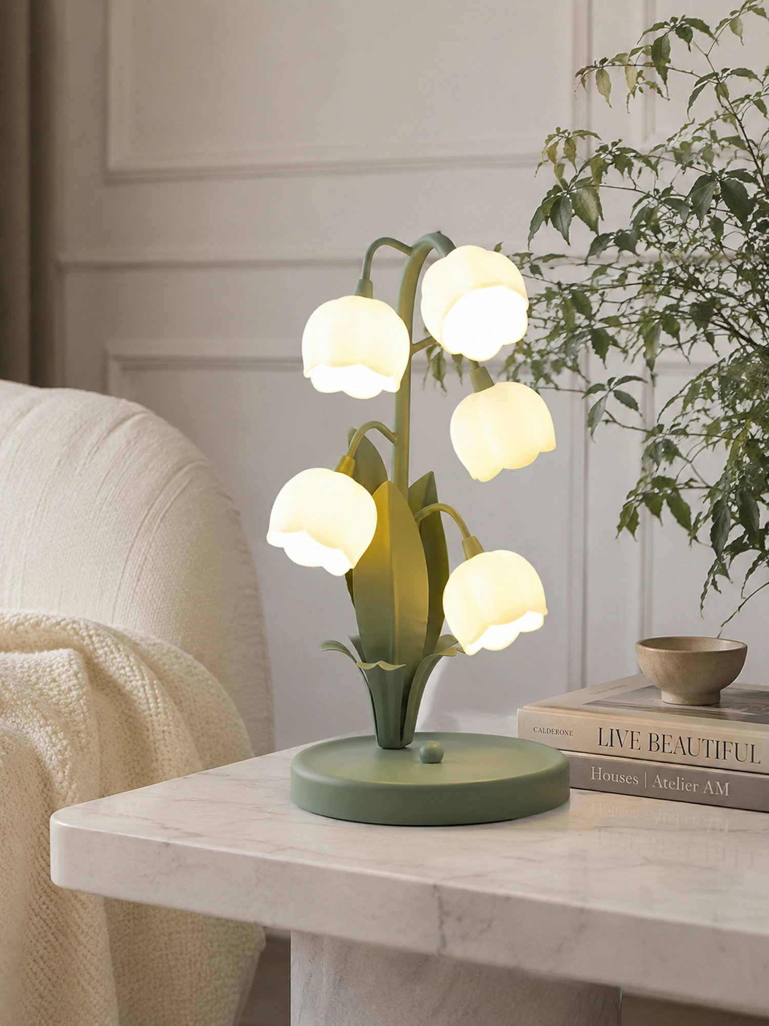 Green Lily Table Lamp - Image 2