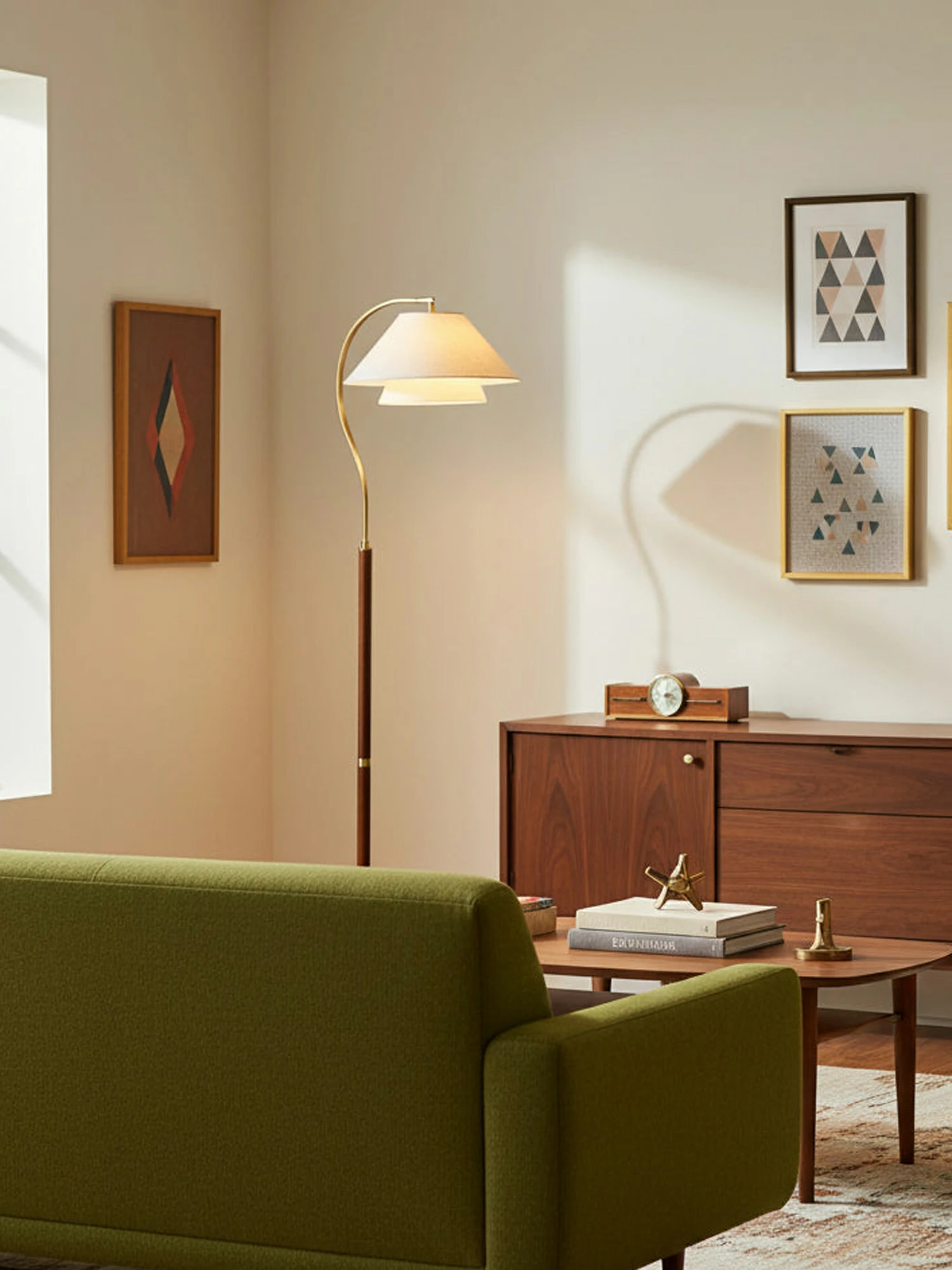 Hands Garner Floor Lamp - Image 12