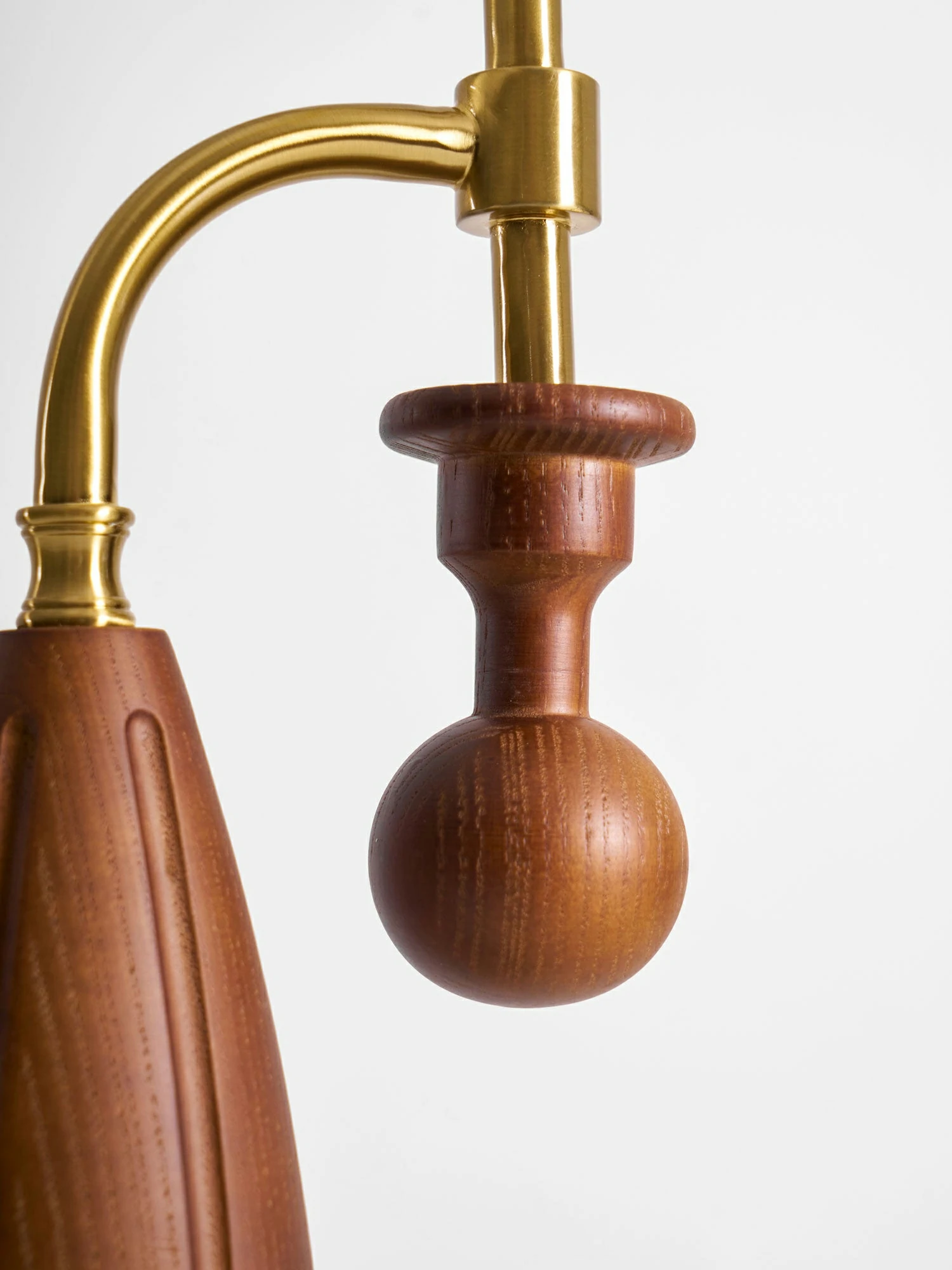 Heritage Bloom Table Lamp - Image 8