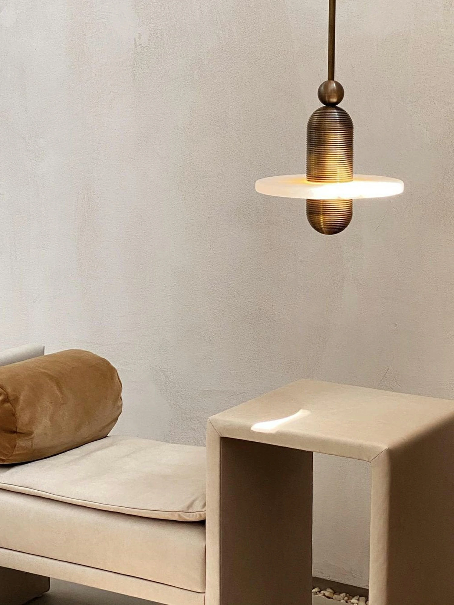 Median Pendant Light - Image 15