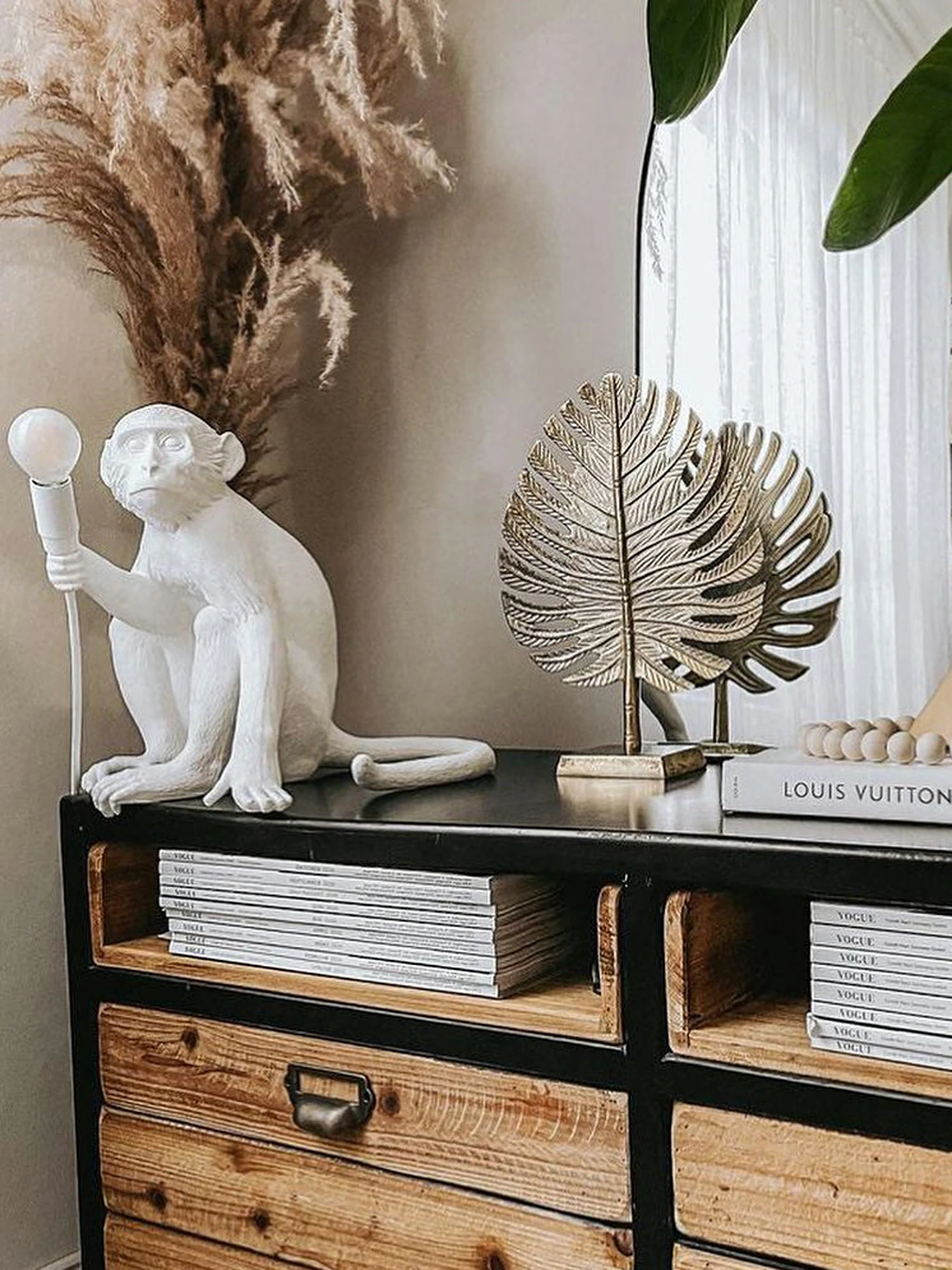Monkey Resin Table Lamp - Image 9