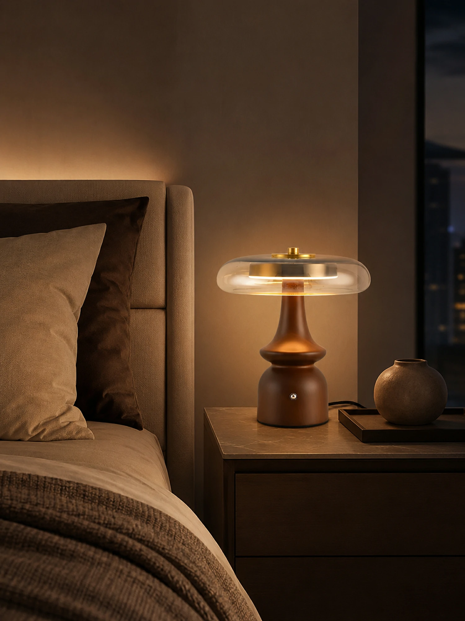 Nova Table Lamp - Image 5
