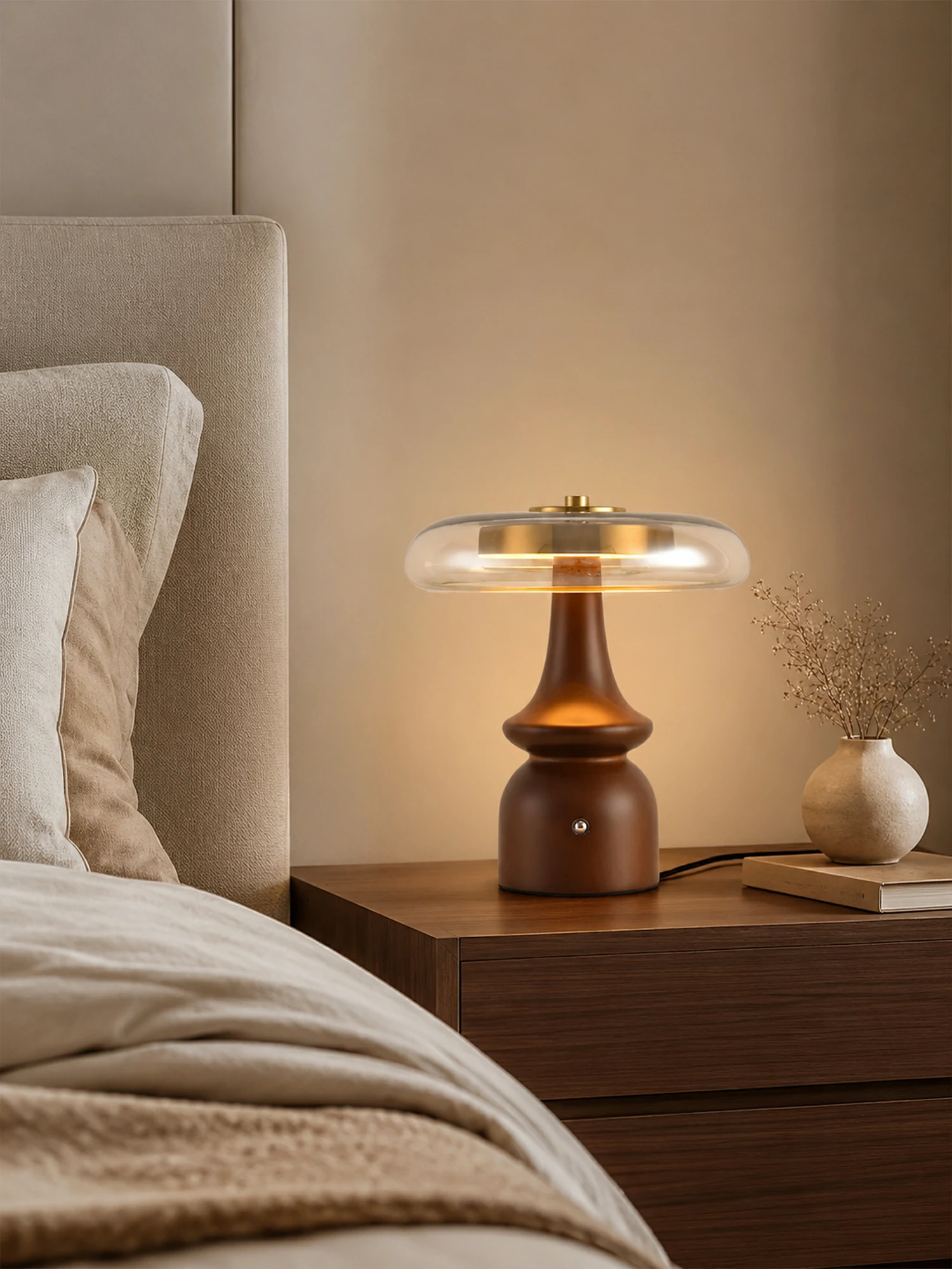 Nova Table Lamp - Image 8
