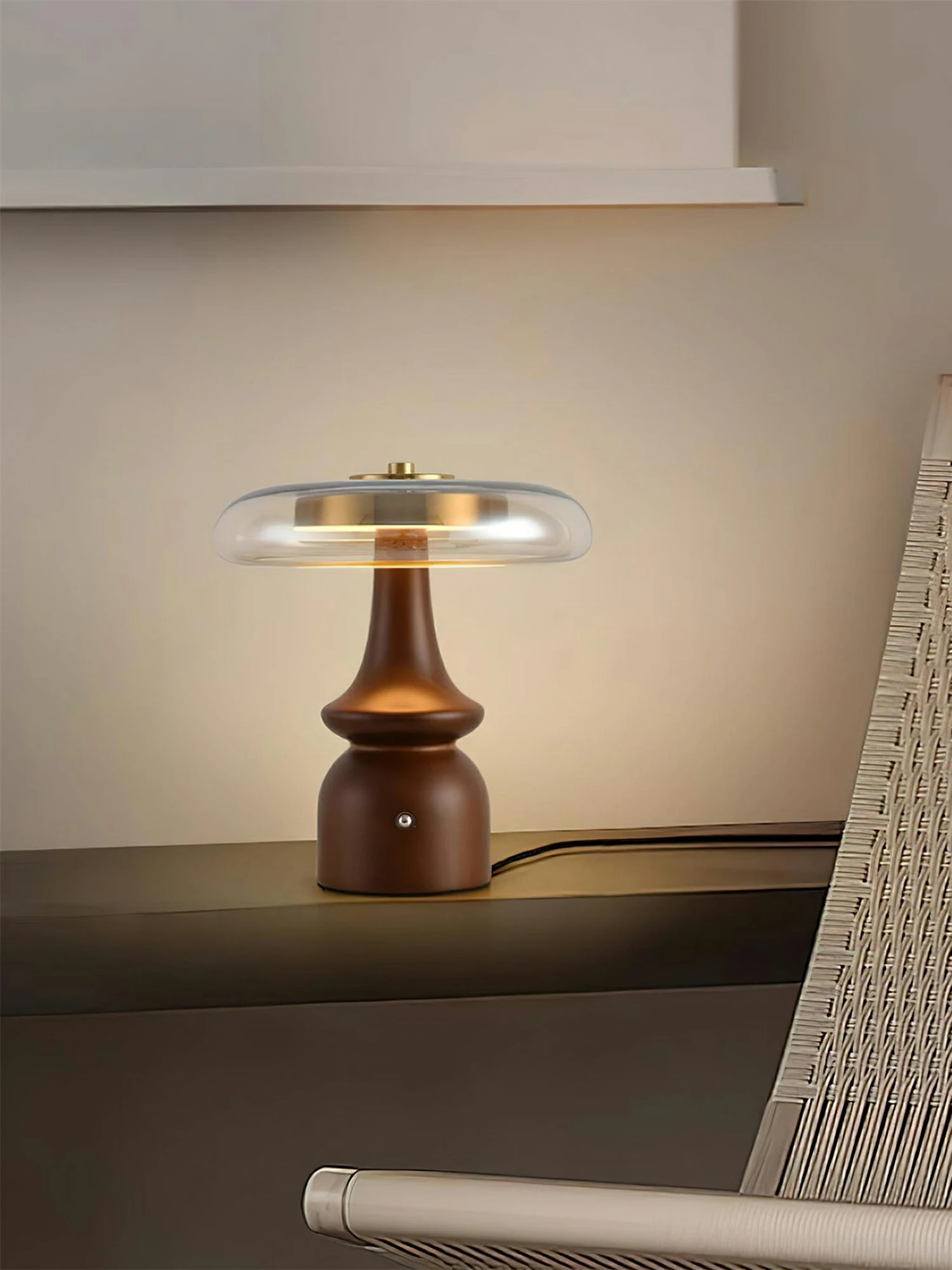 Nova Table Lamp - Image 4