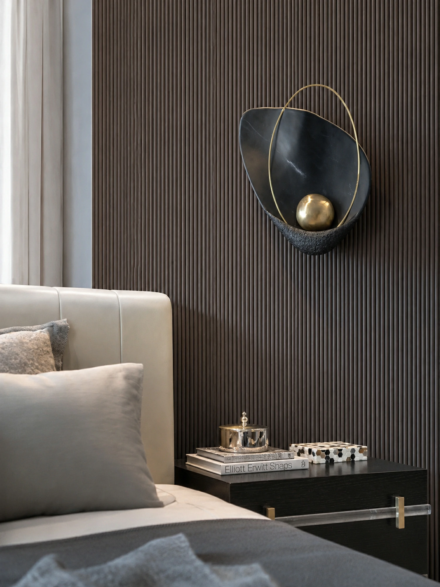 Pearl Wall Lamp - Image 4