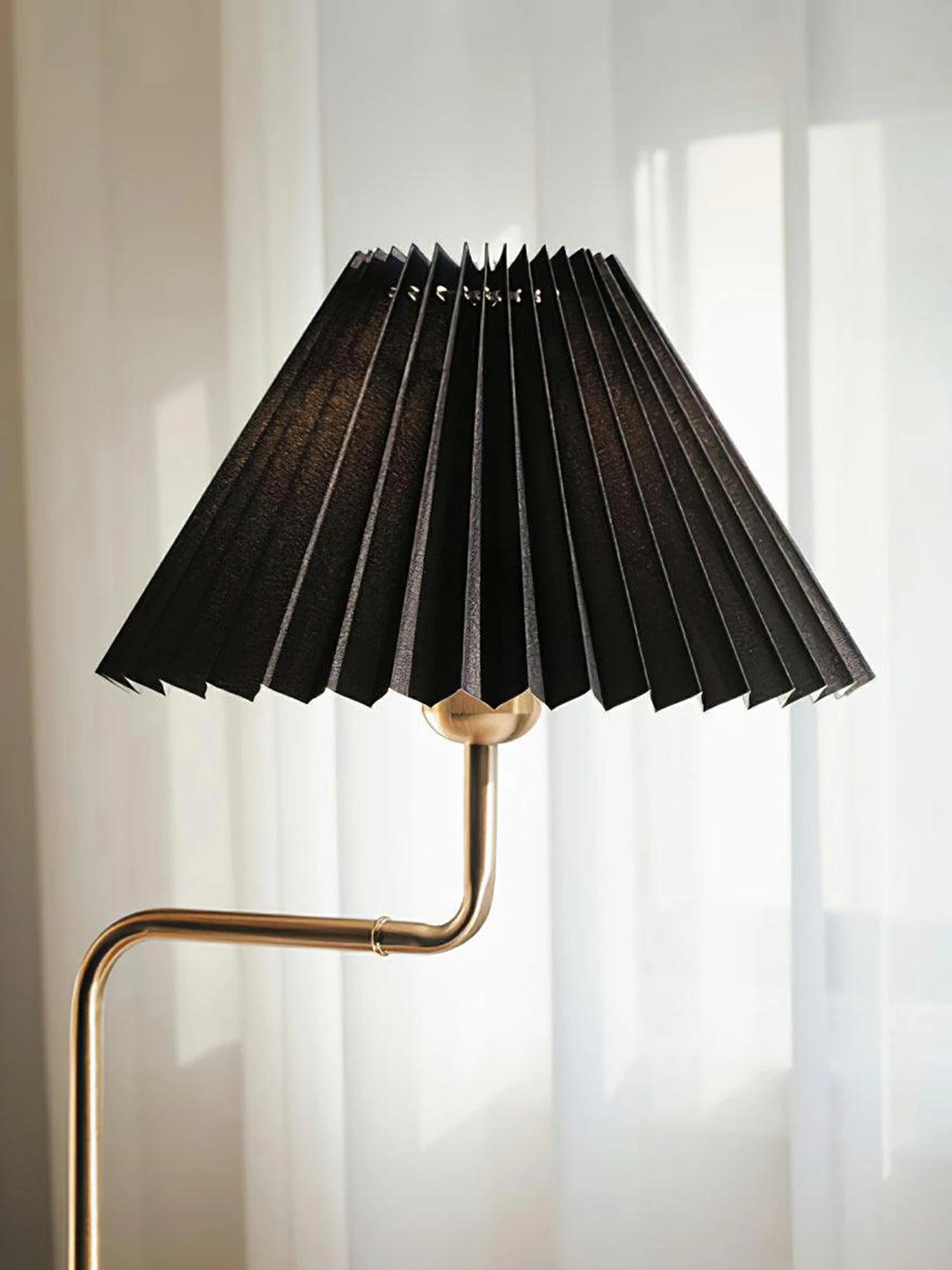 Pia TL Table Lamp - Image 7