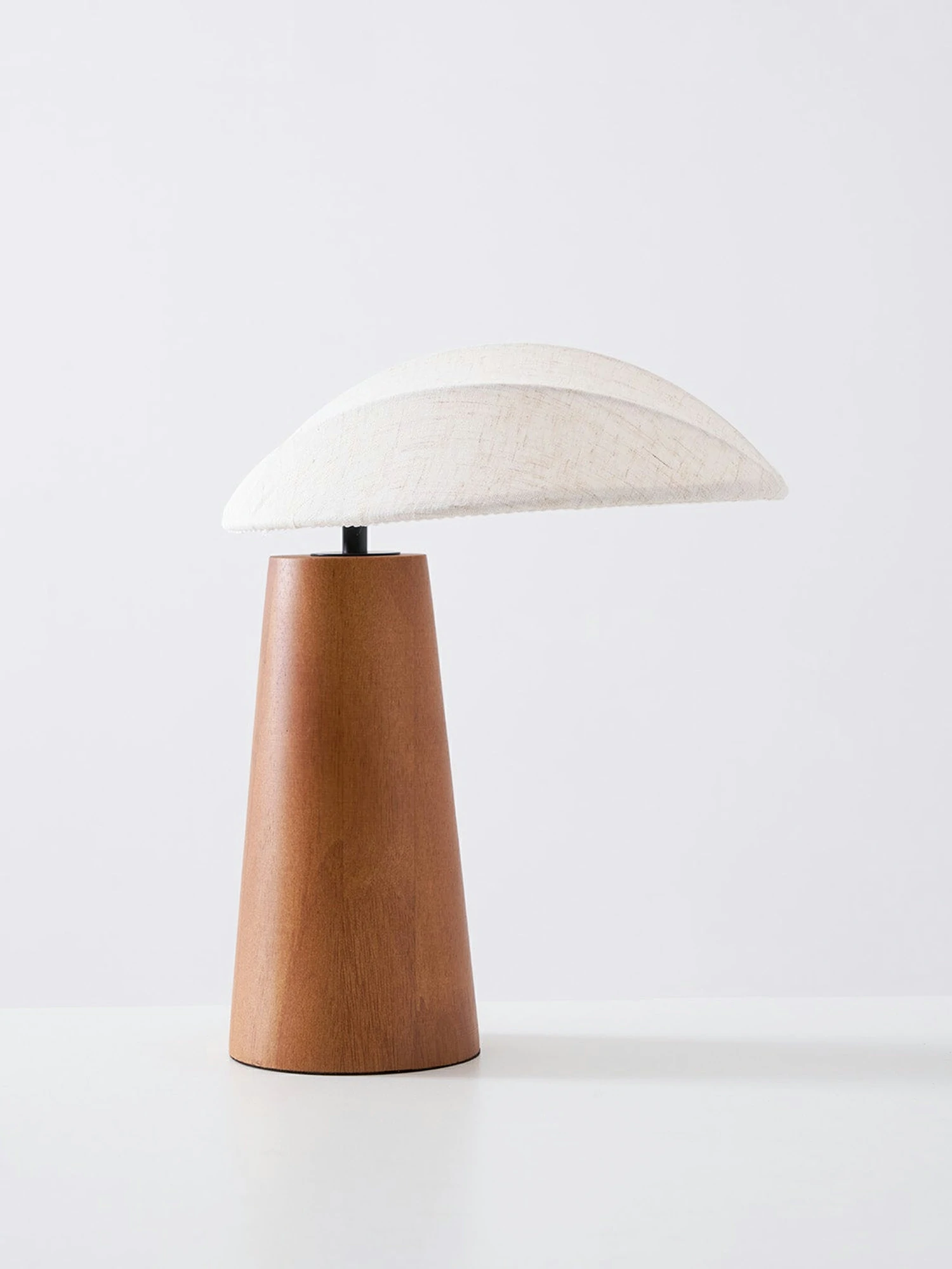 Pium Table Lamp - Image 11