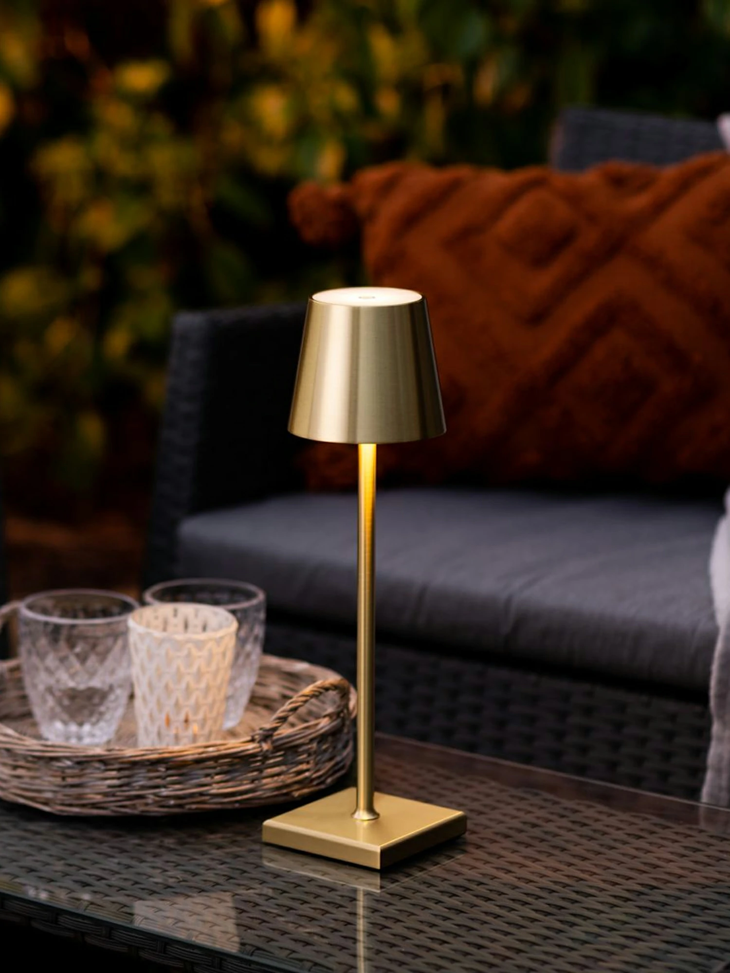 Poldina Cordless Rechargeable LED Table Lamp (built-in battery) - Image 6