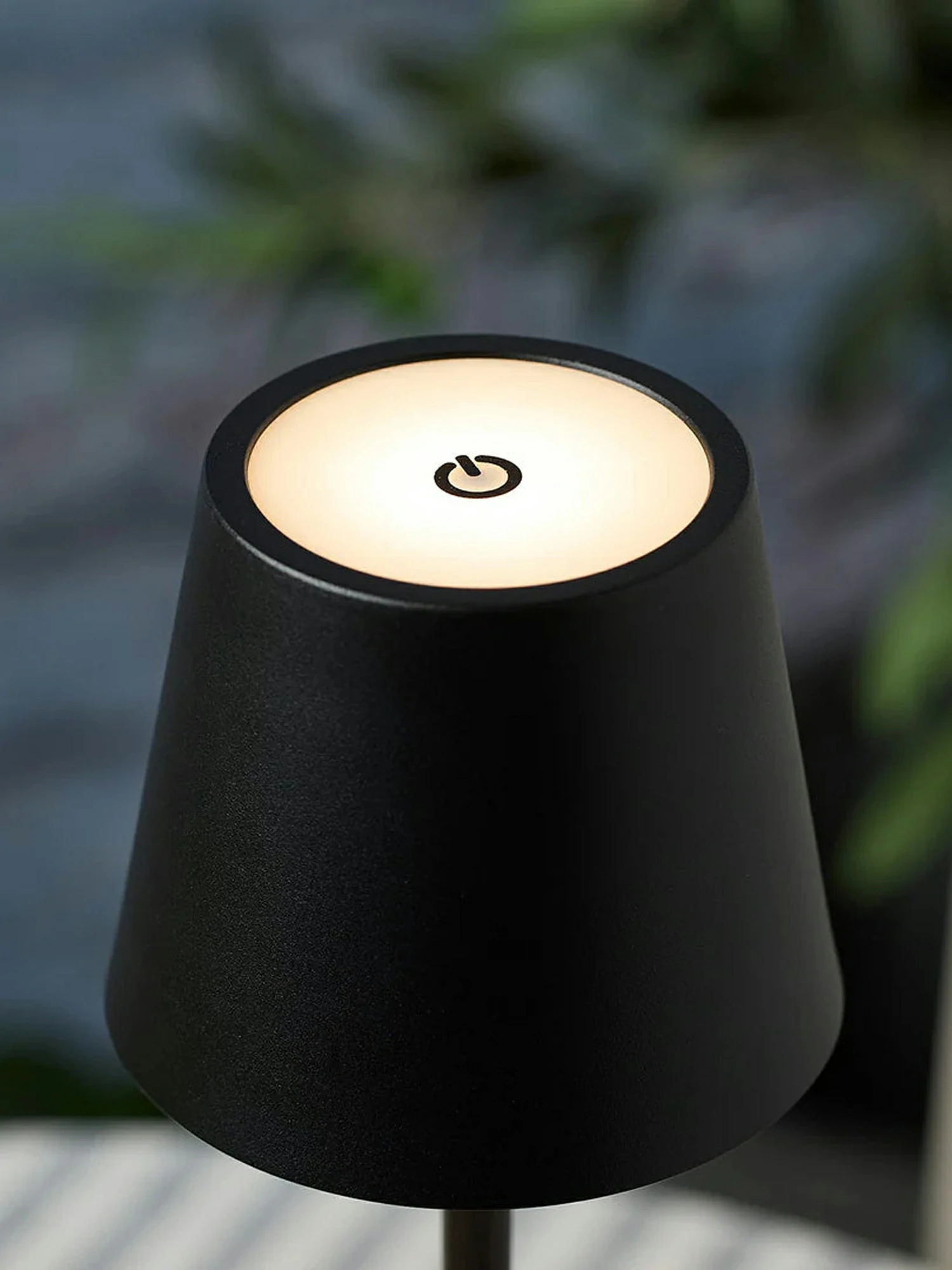 Poldina Cordless Rechargeable LED Table Lamp (built-in battery) - Image 18