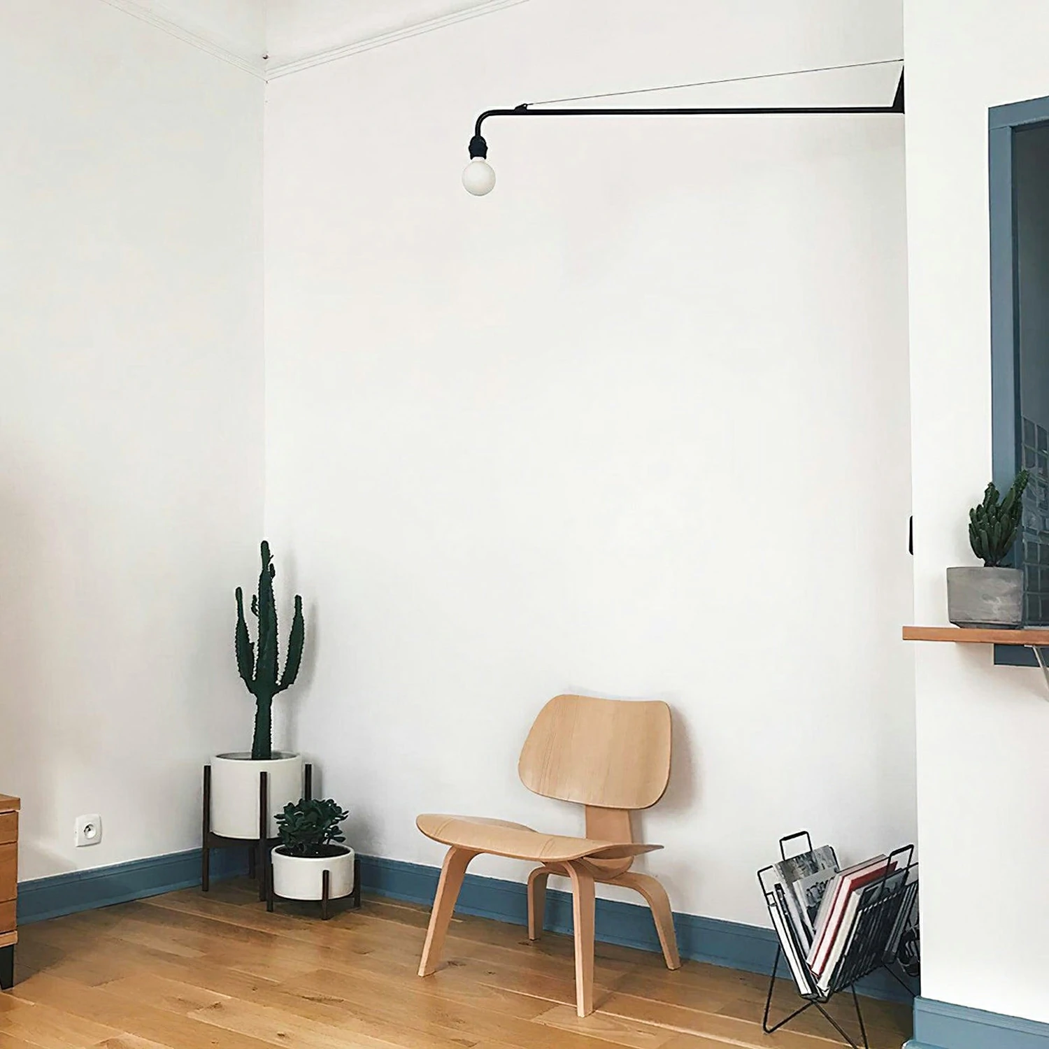 Potence Plug-In Wall Lamp - Image 3