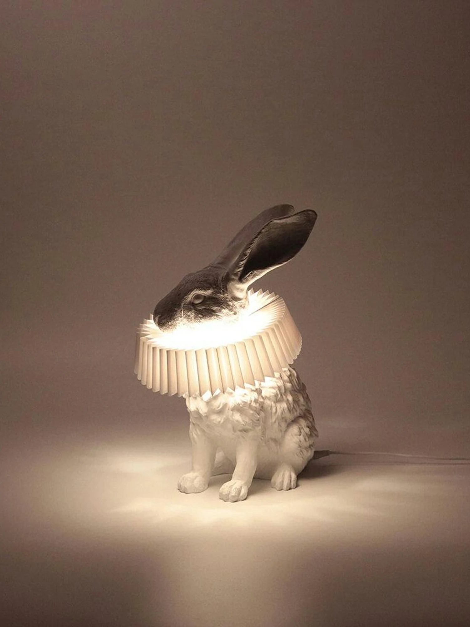 Rabbit X Table Lamp - Image 16