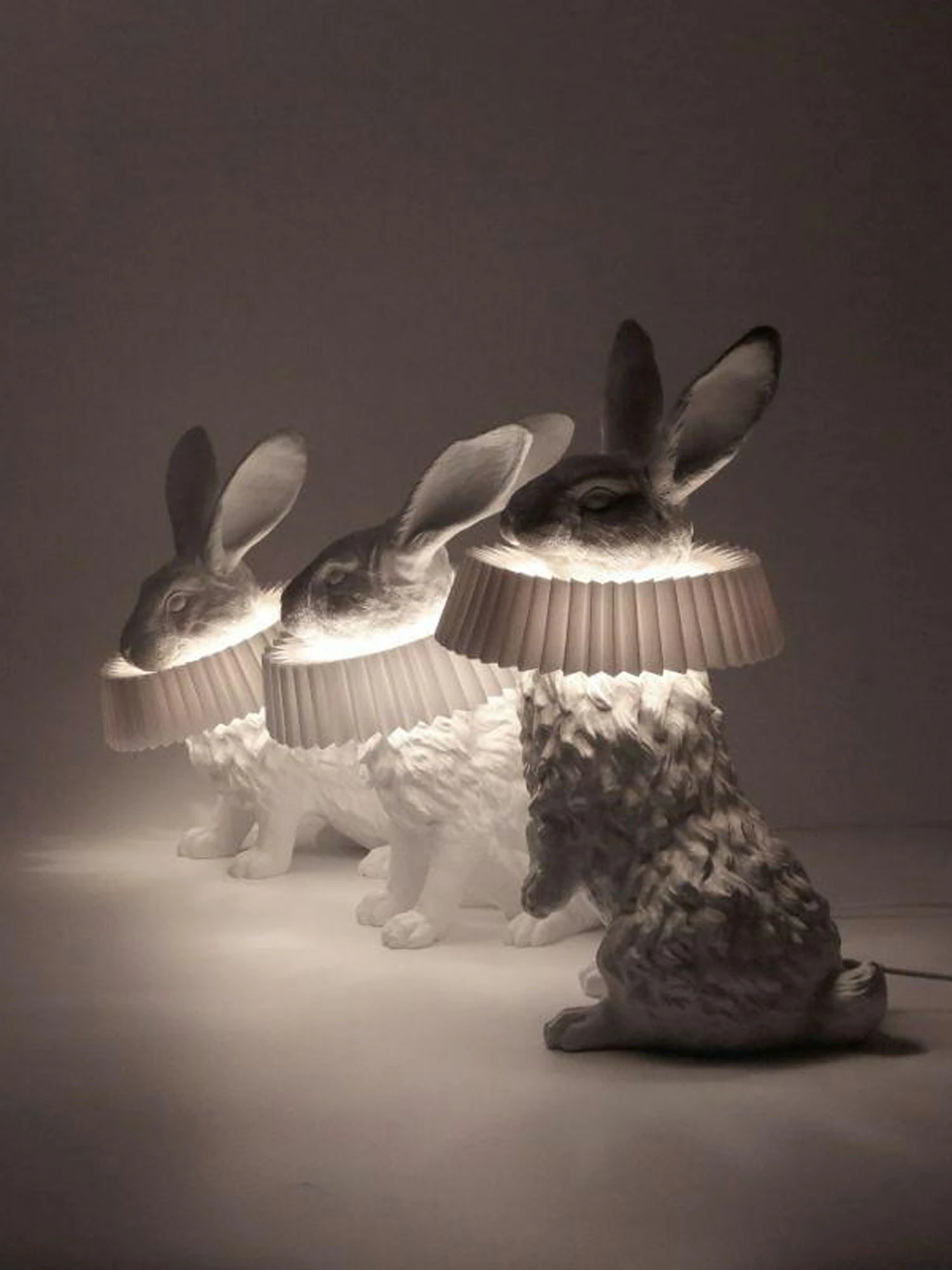 Rabbit X Table Lamp - Image 9