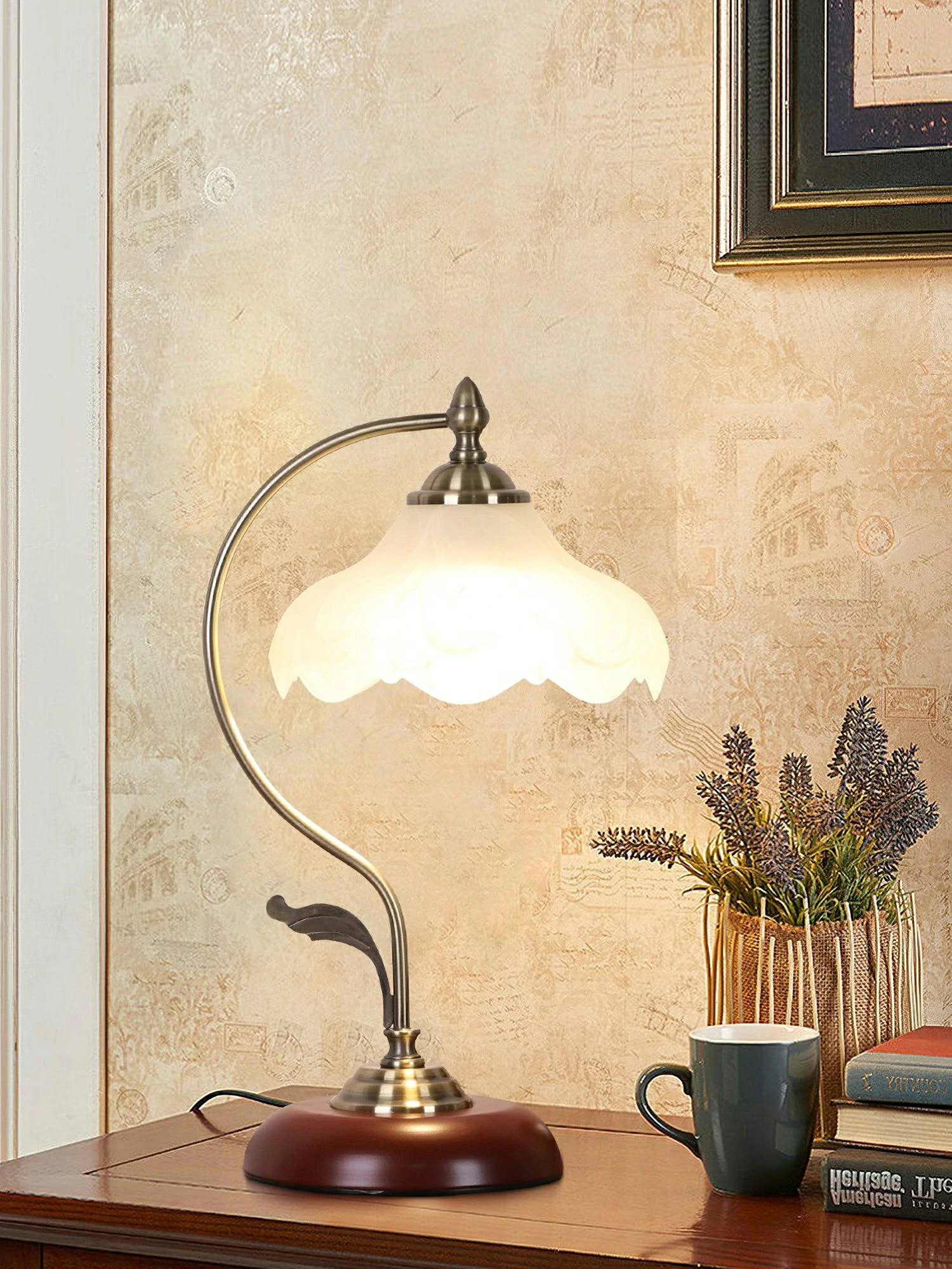 Retro Flower Table Lamp - Image 7