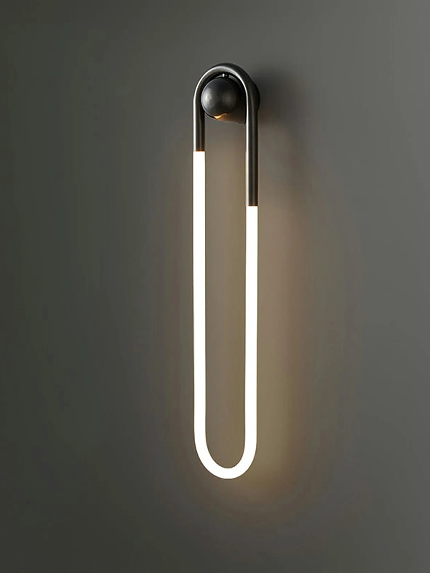 Rudi Loop Wall Lamp - Image 9