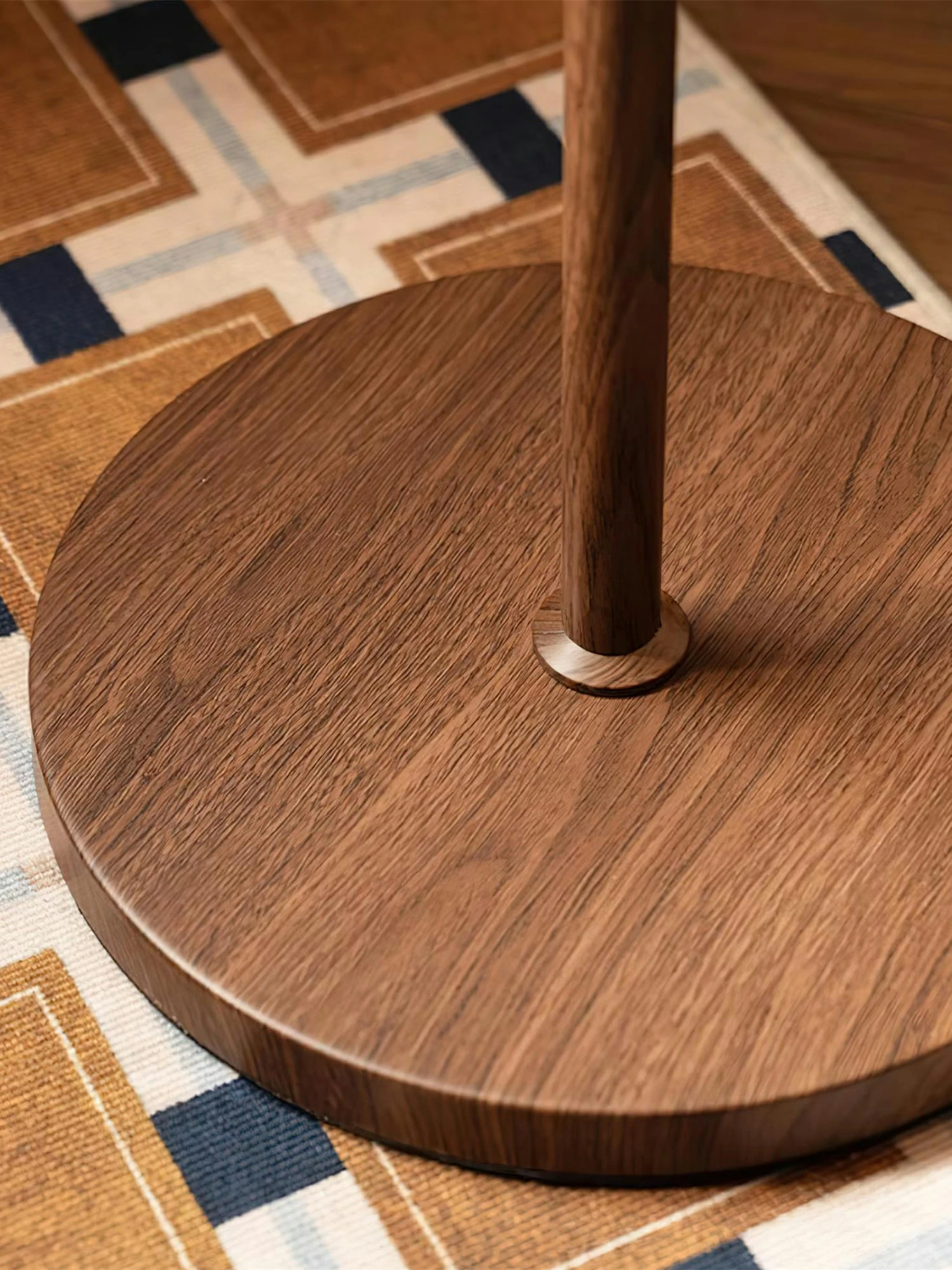 Rustina Floor Lamp - Image 14
